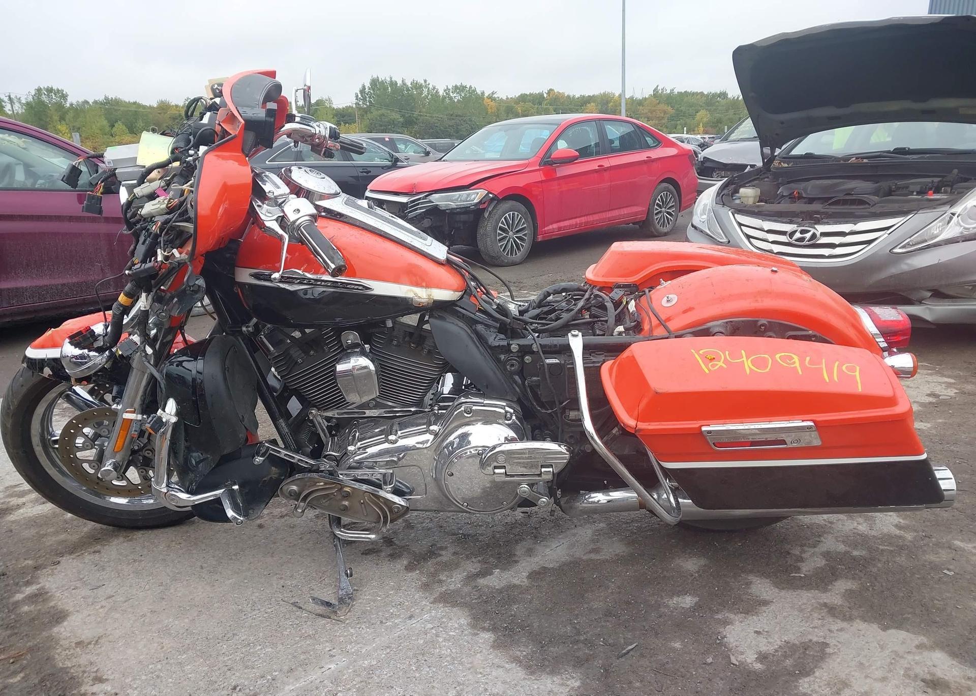 2012 HARLEY-DAVIDSON FLHTCUSE7 CVO ULTRA CLS ELECTRA GLD
