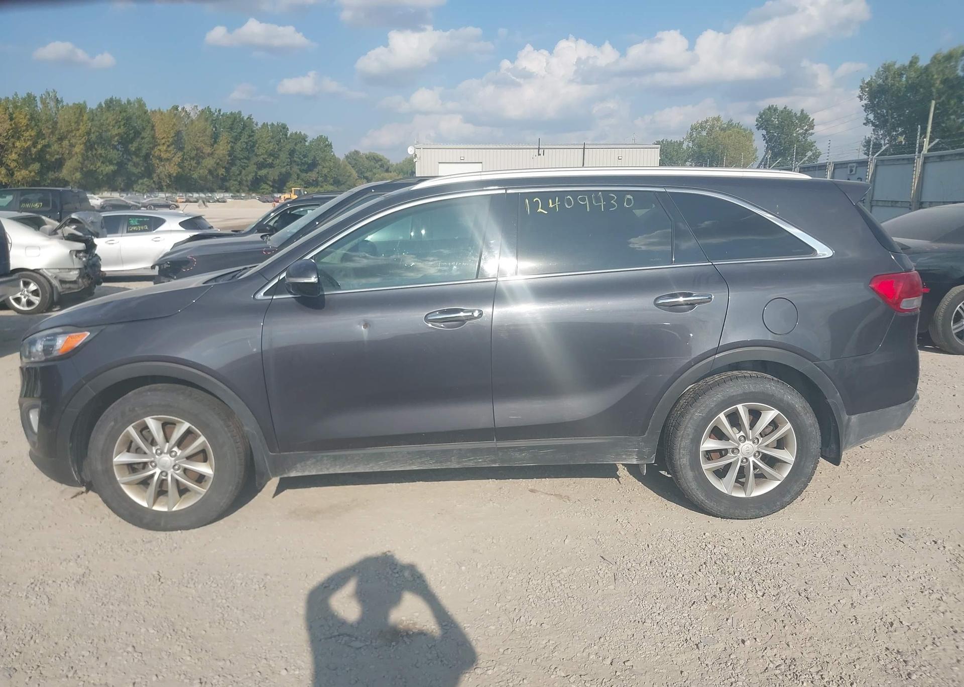 2016 KIA SORENTO