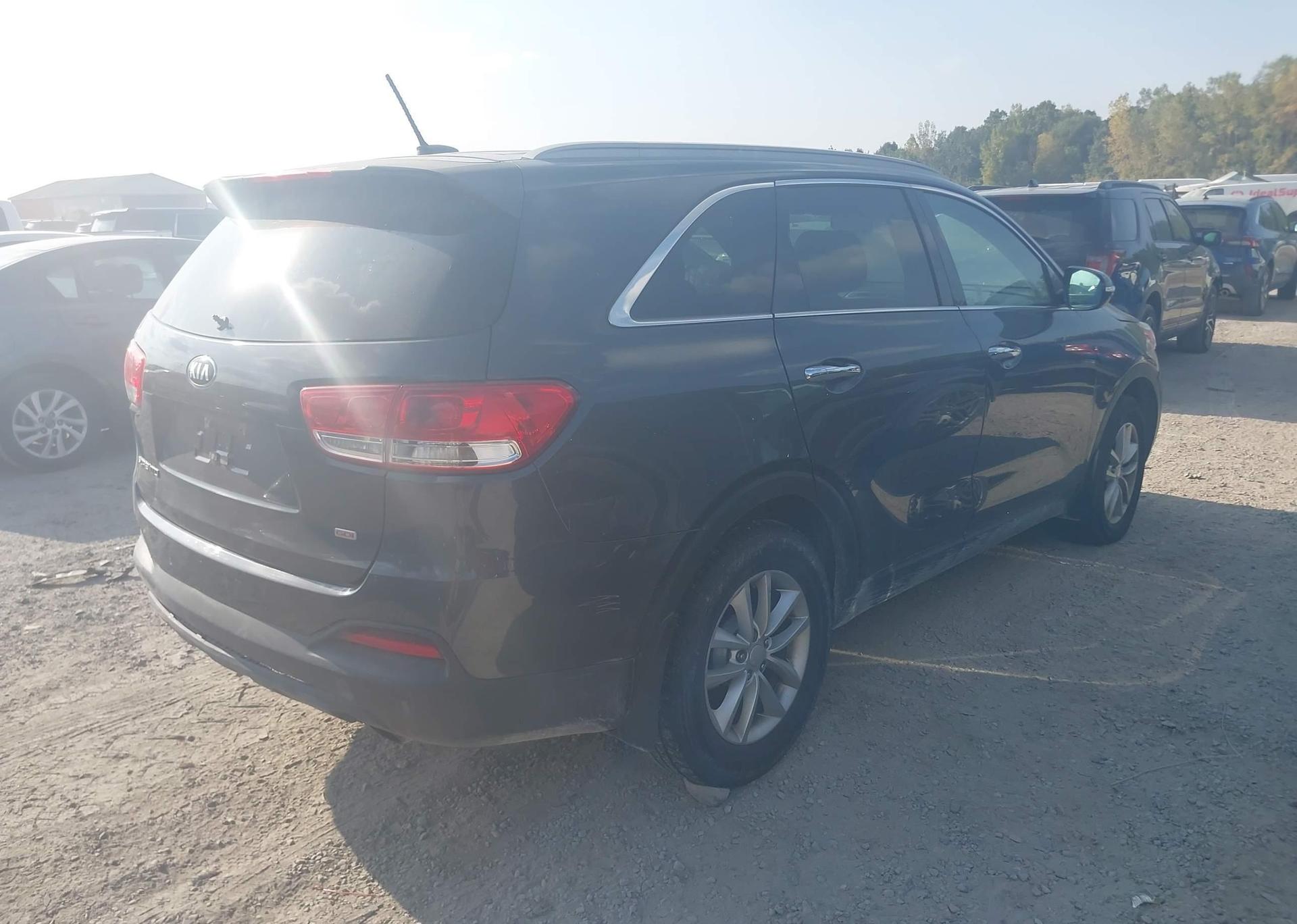 2016 KIA SORENTO