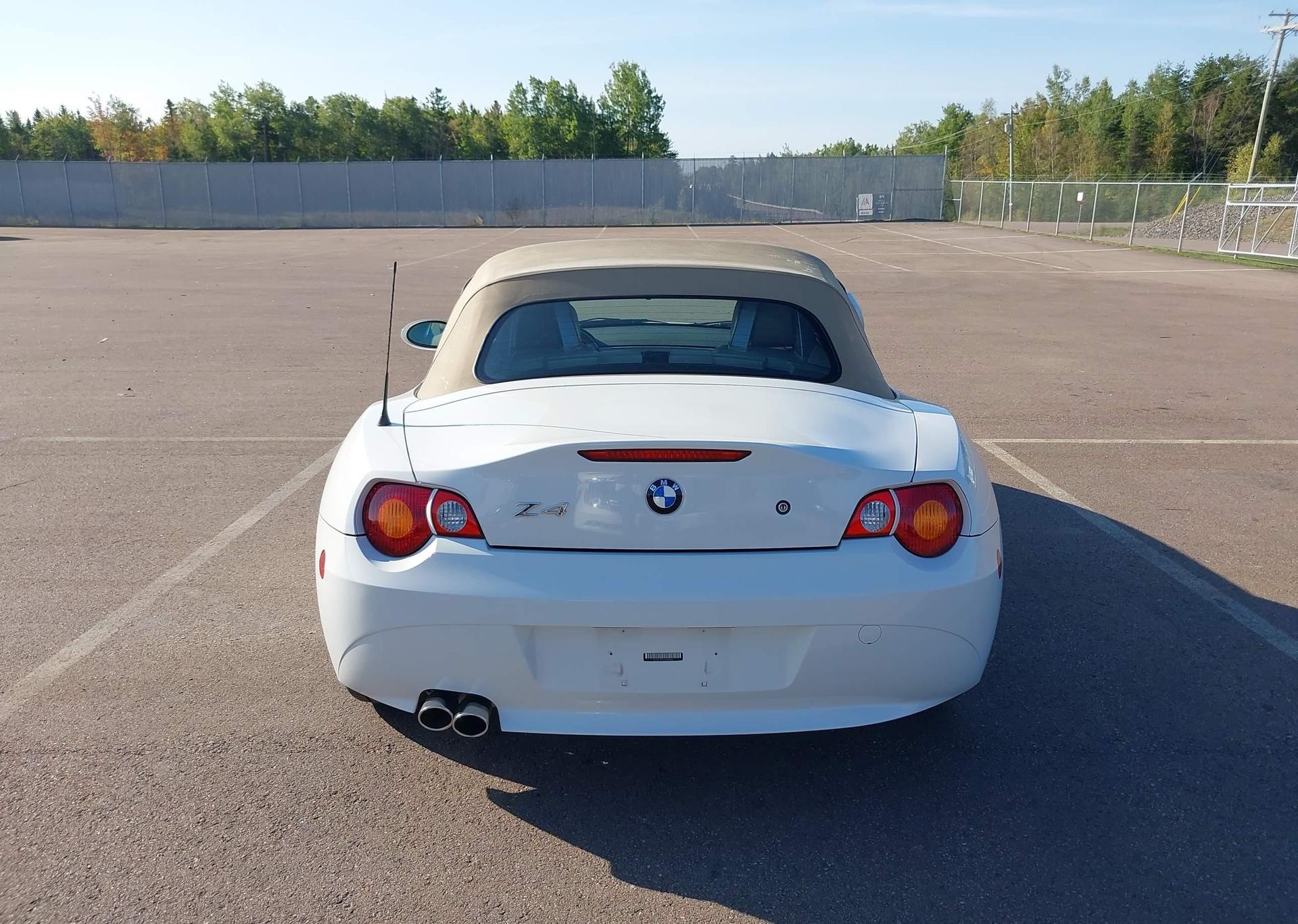 2004 BMW Z4 2.5