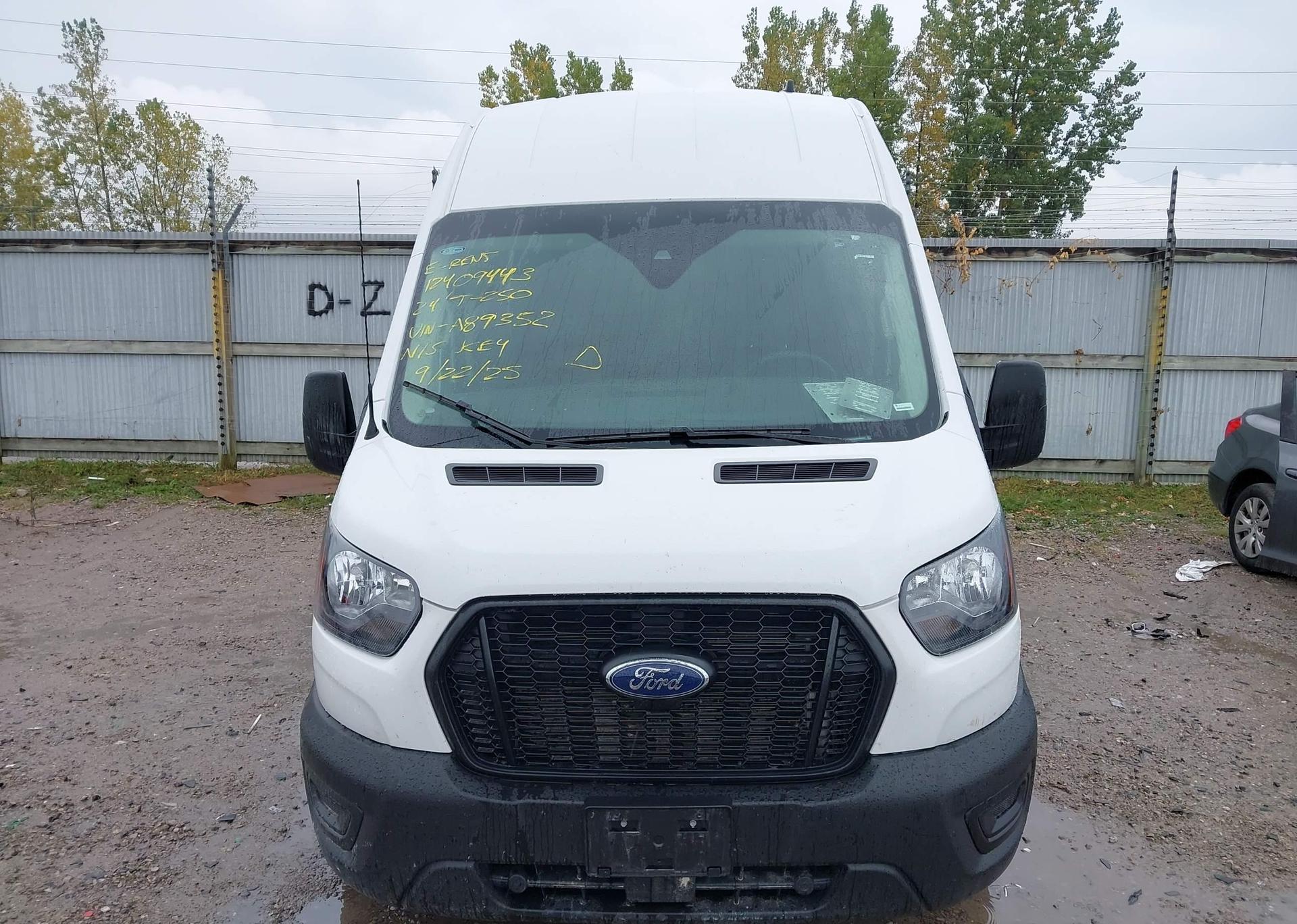 2024 FORD transit t-250