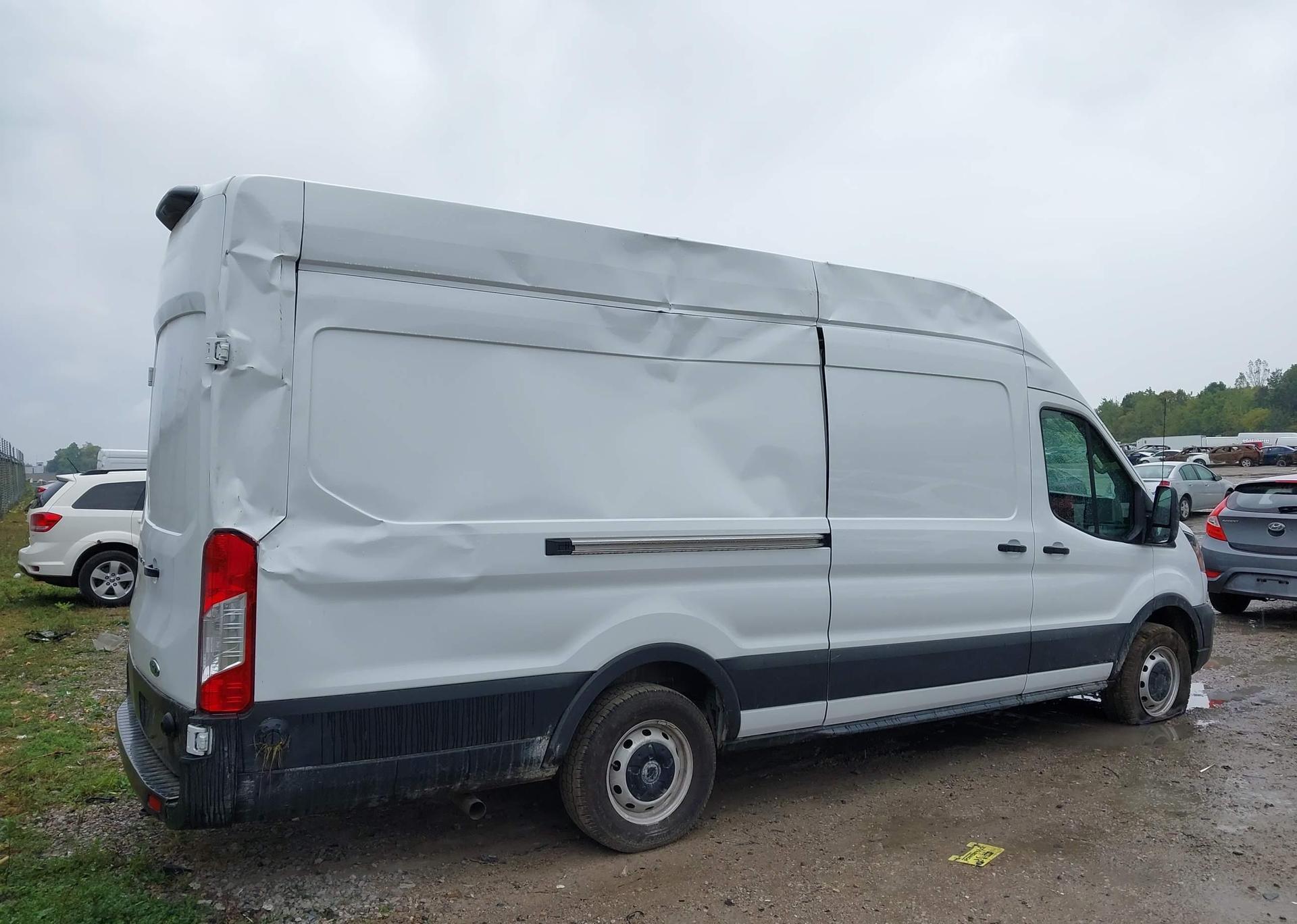 2024 FORD transit t-250