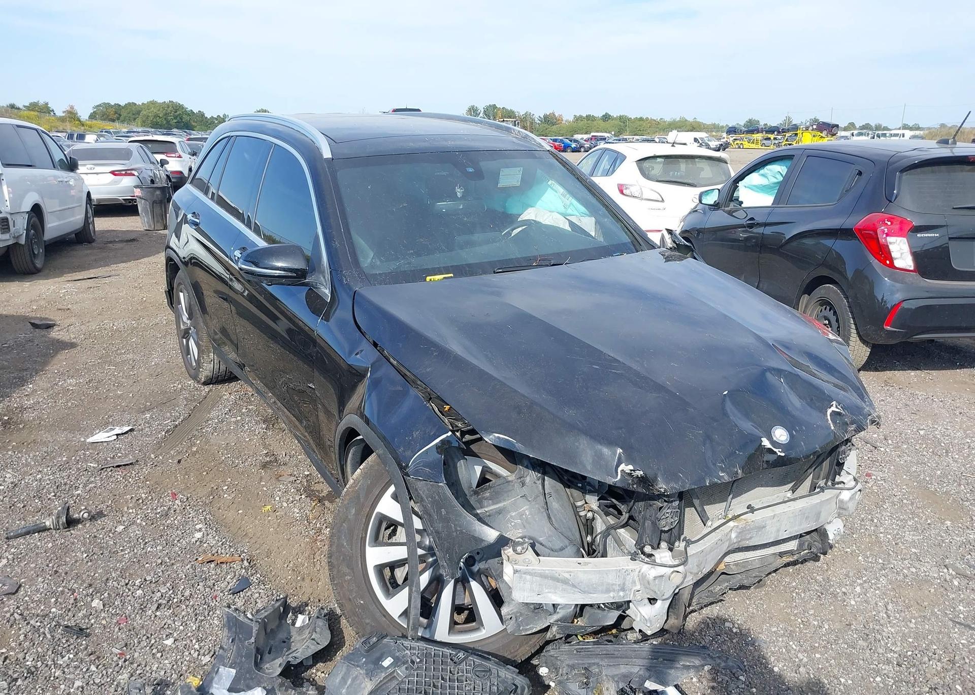 2016 MERCEDES-BENZ GLC 300 4MATIC
