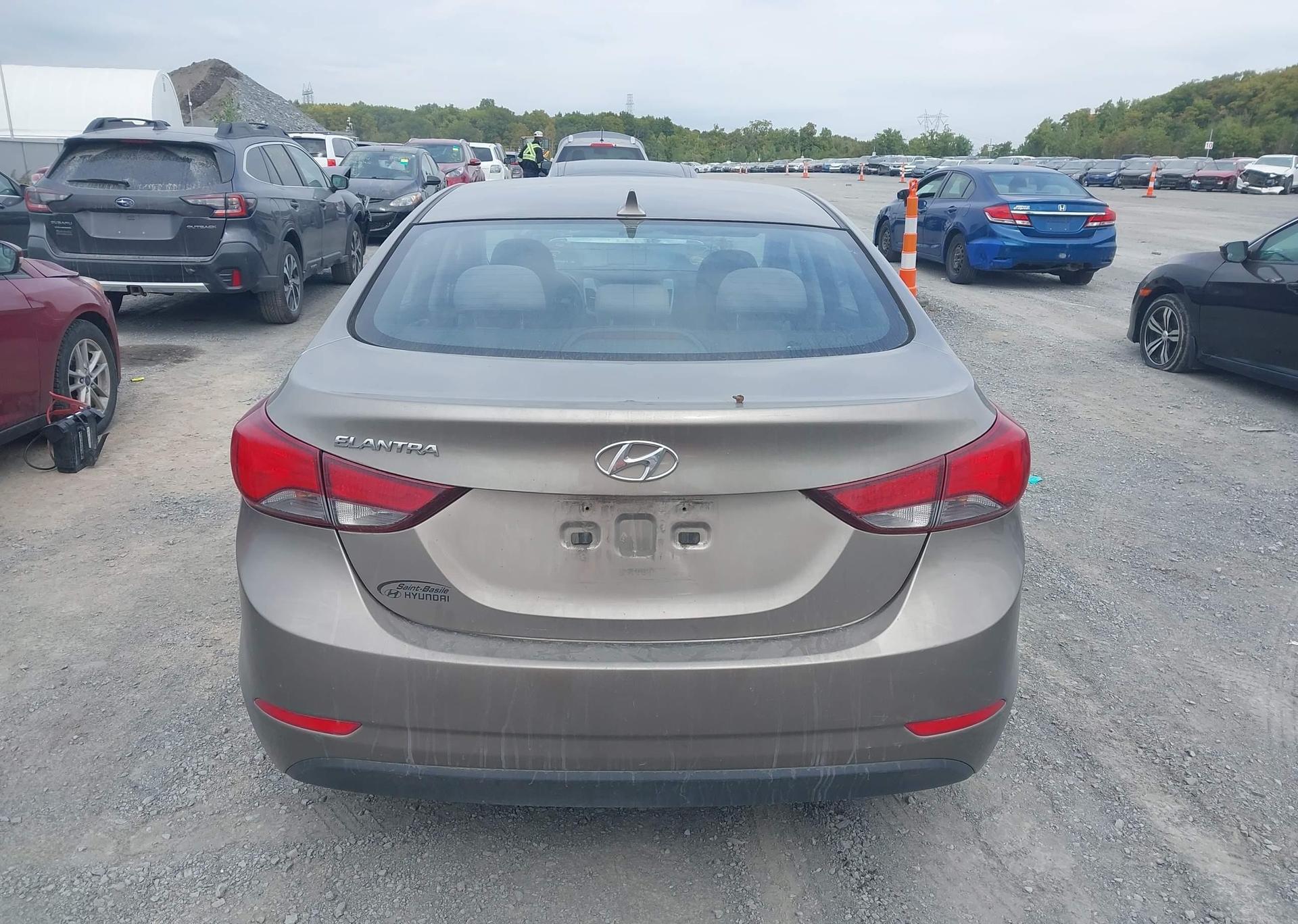 2014 HYUNDAI ELANTRA GL