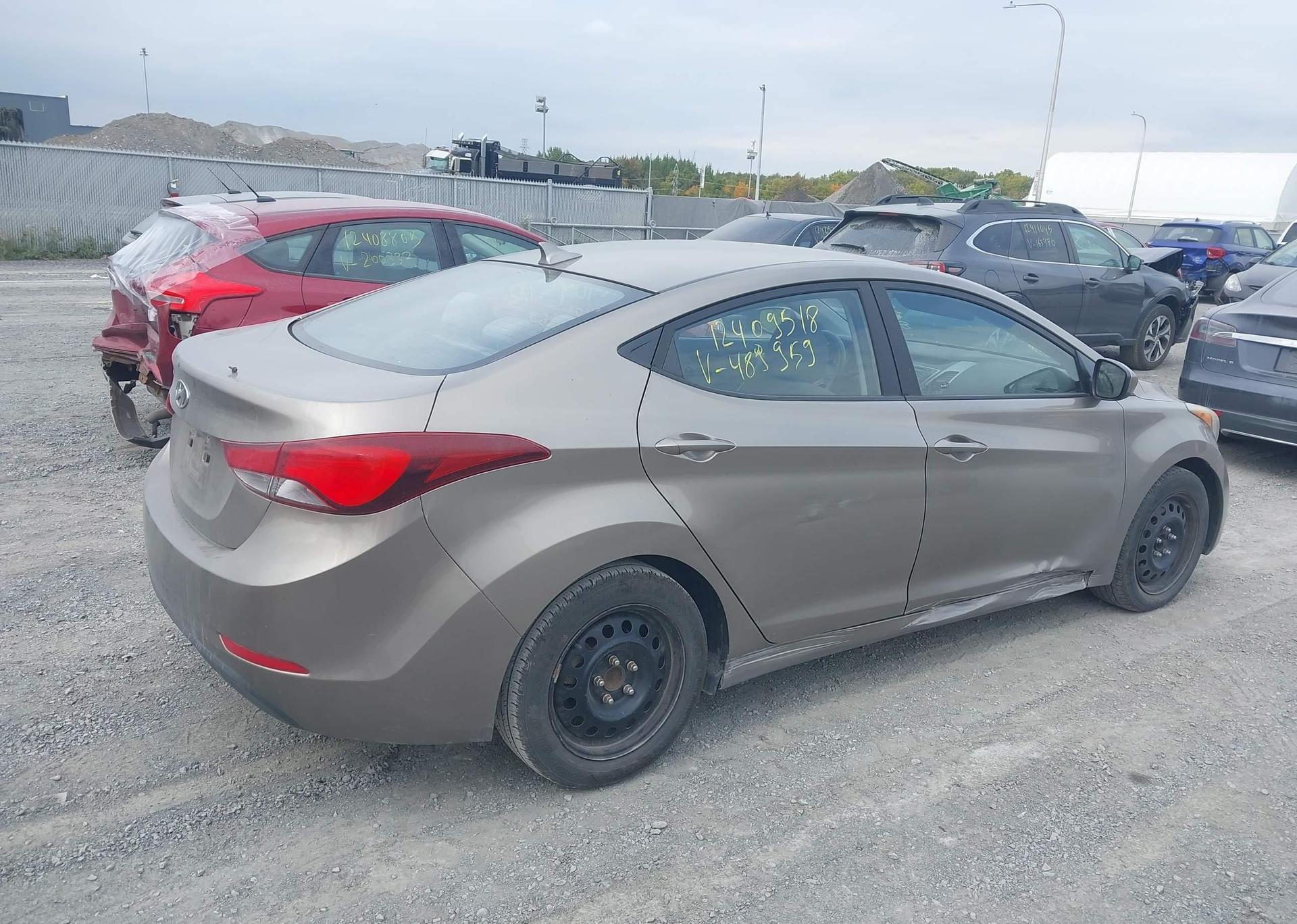 2014 HYUNDAI ELANTRA GL