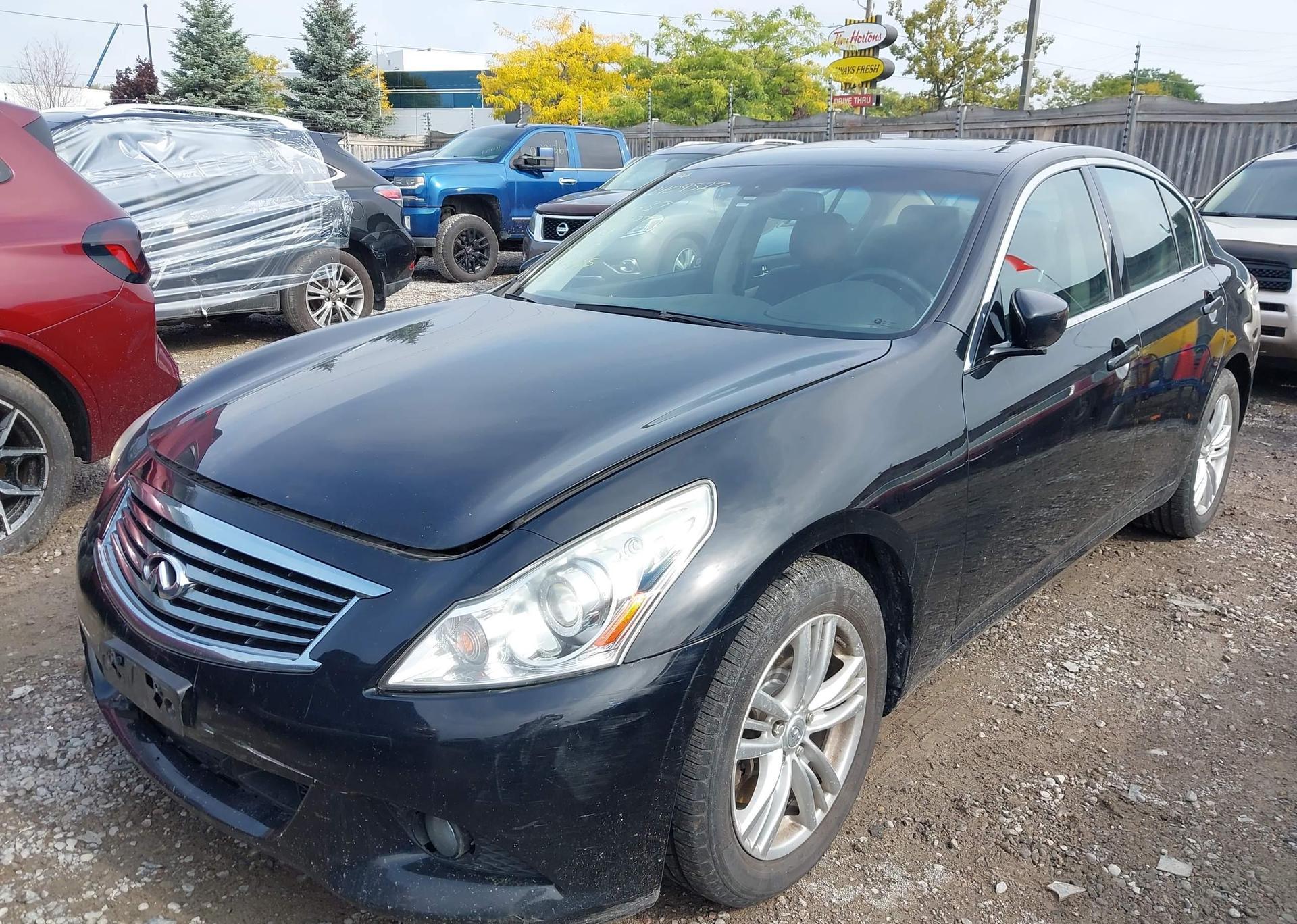 2011 INFINITI G37