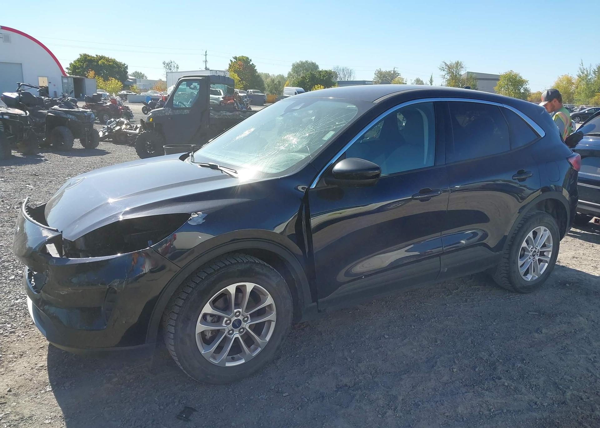 2021 FORD ESCAPE SE