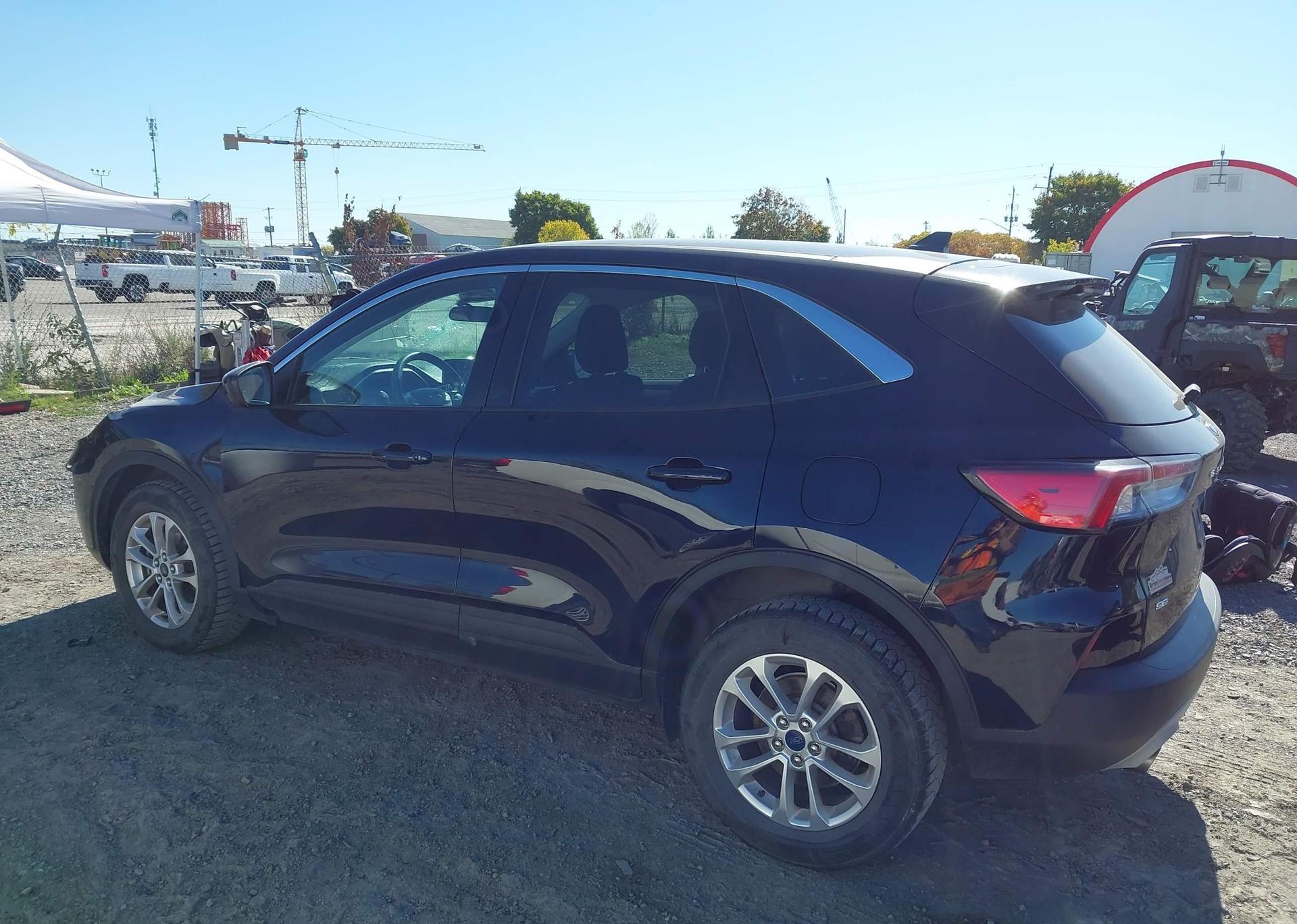 2021 FORD ESCAPE SE