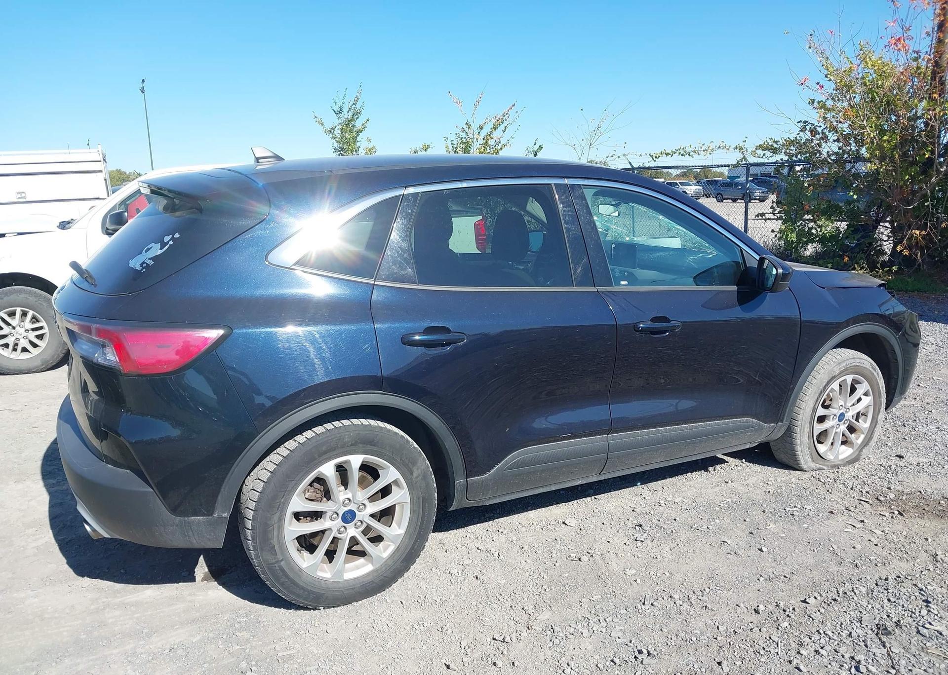 2021 FORD ESCAPE SE