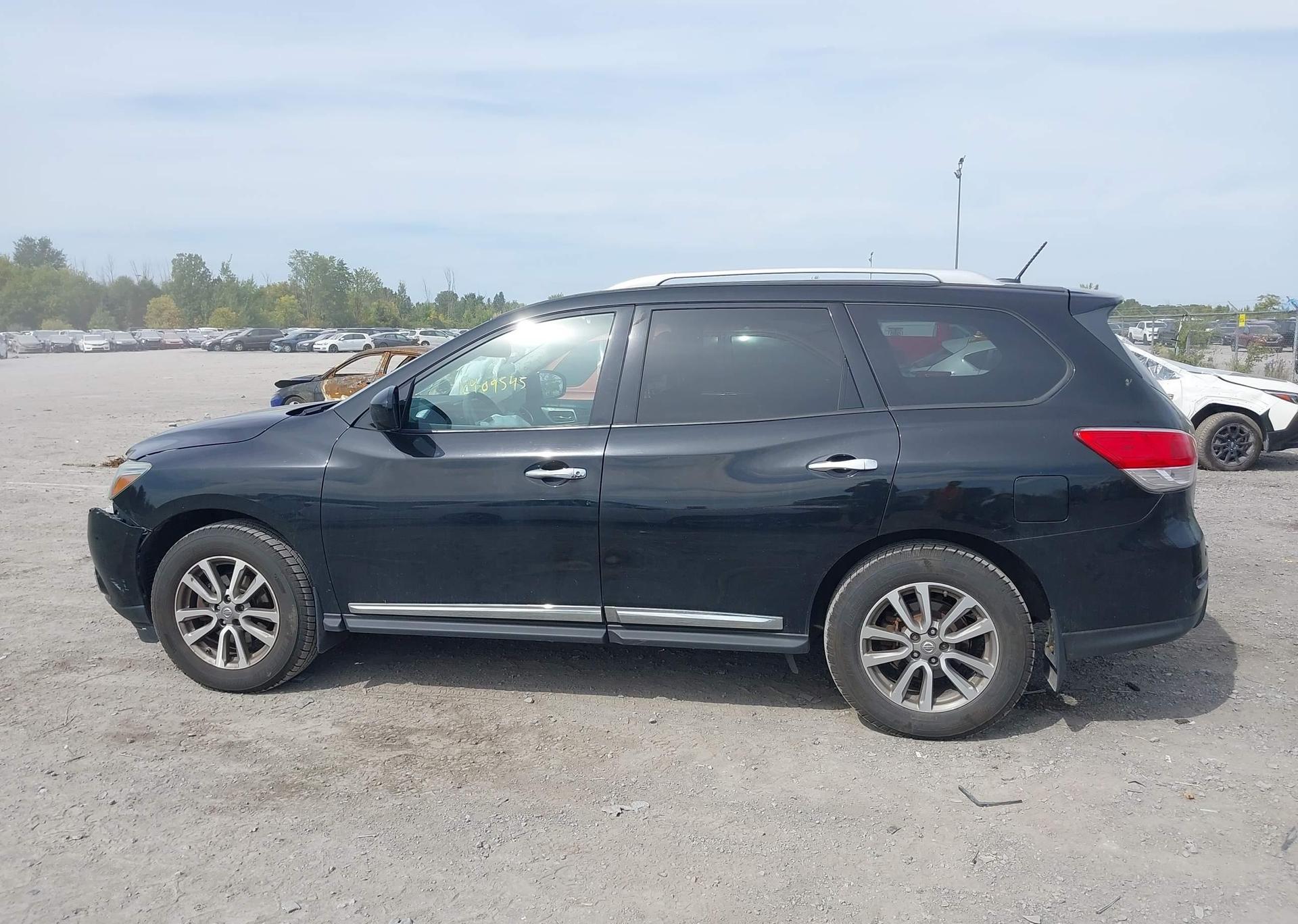 2015 NISSAN PATHFINDER PLATINUM