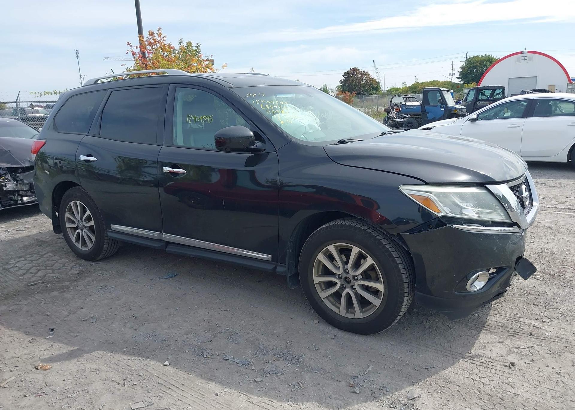 2015 NISSAN PATHFINDER PLATINUM