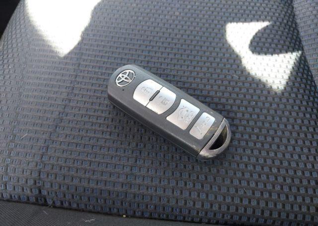 2016 TOYOTA YARIS PREMIUM