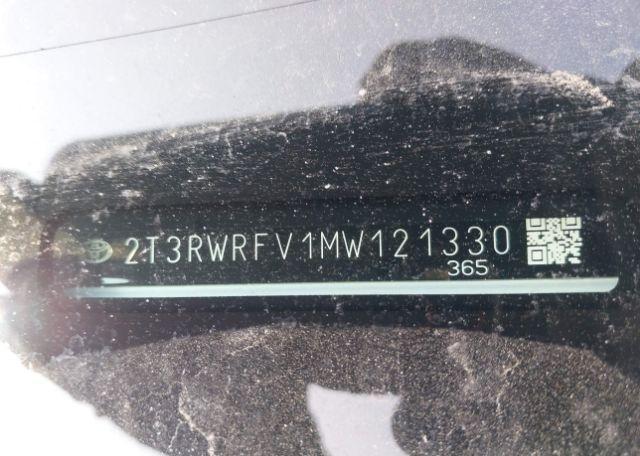 2021 TOYOTA RAV4 HYBRID XLE