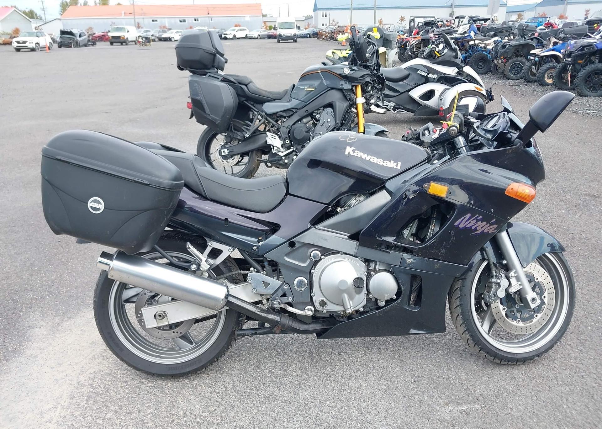 2001 KAWASAKI ZX600 E