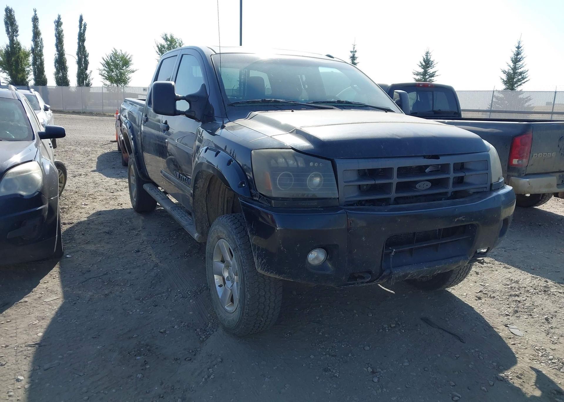 2015 NISSAN TITAN