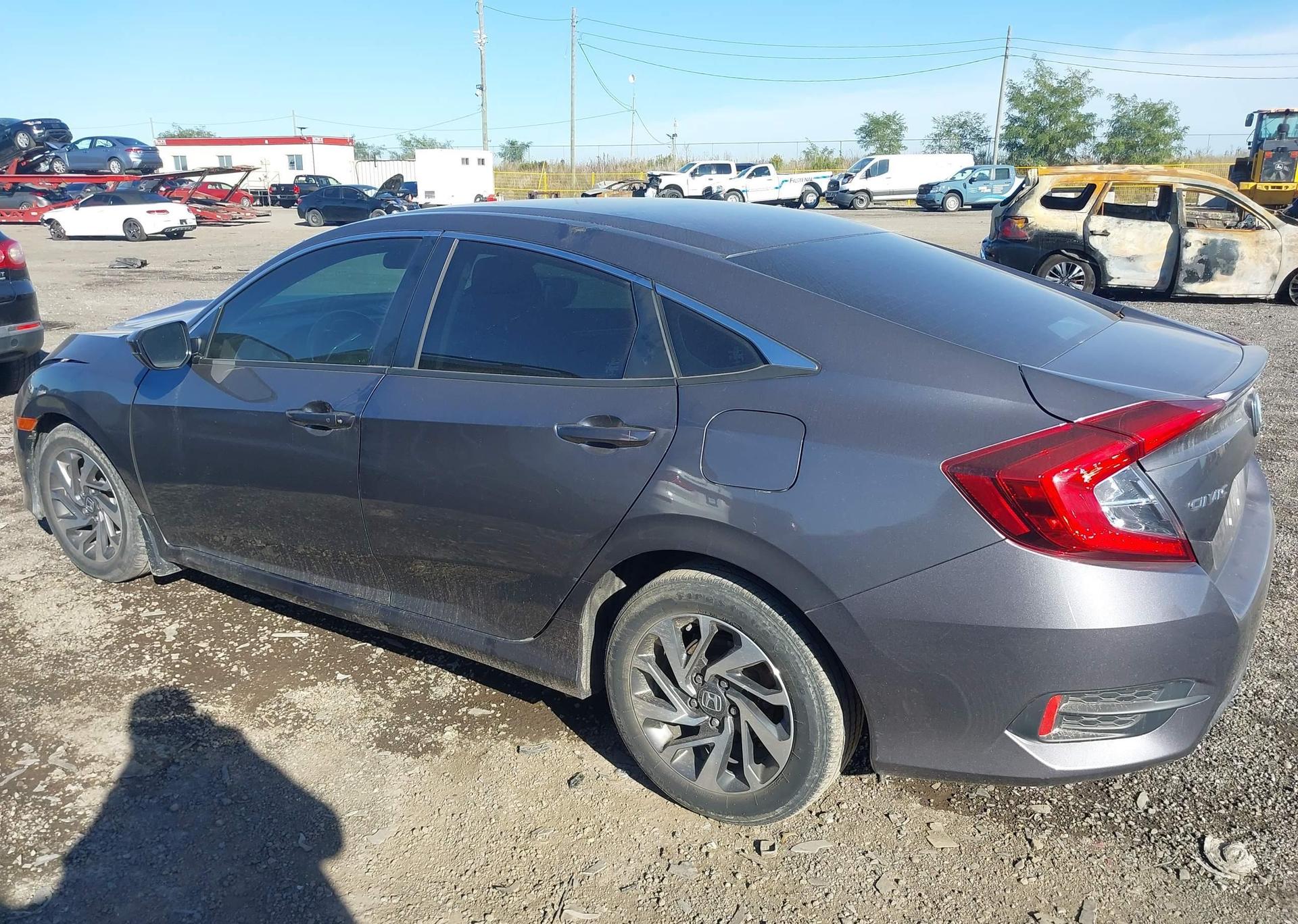 2018 HONDA CIVIC SE