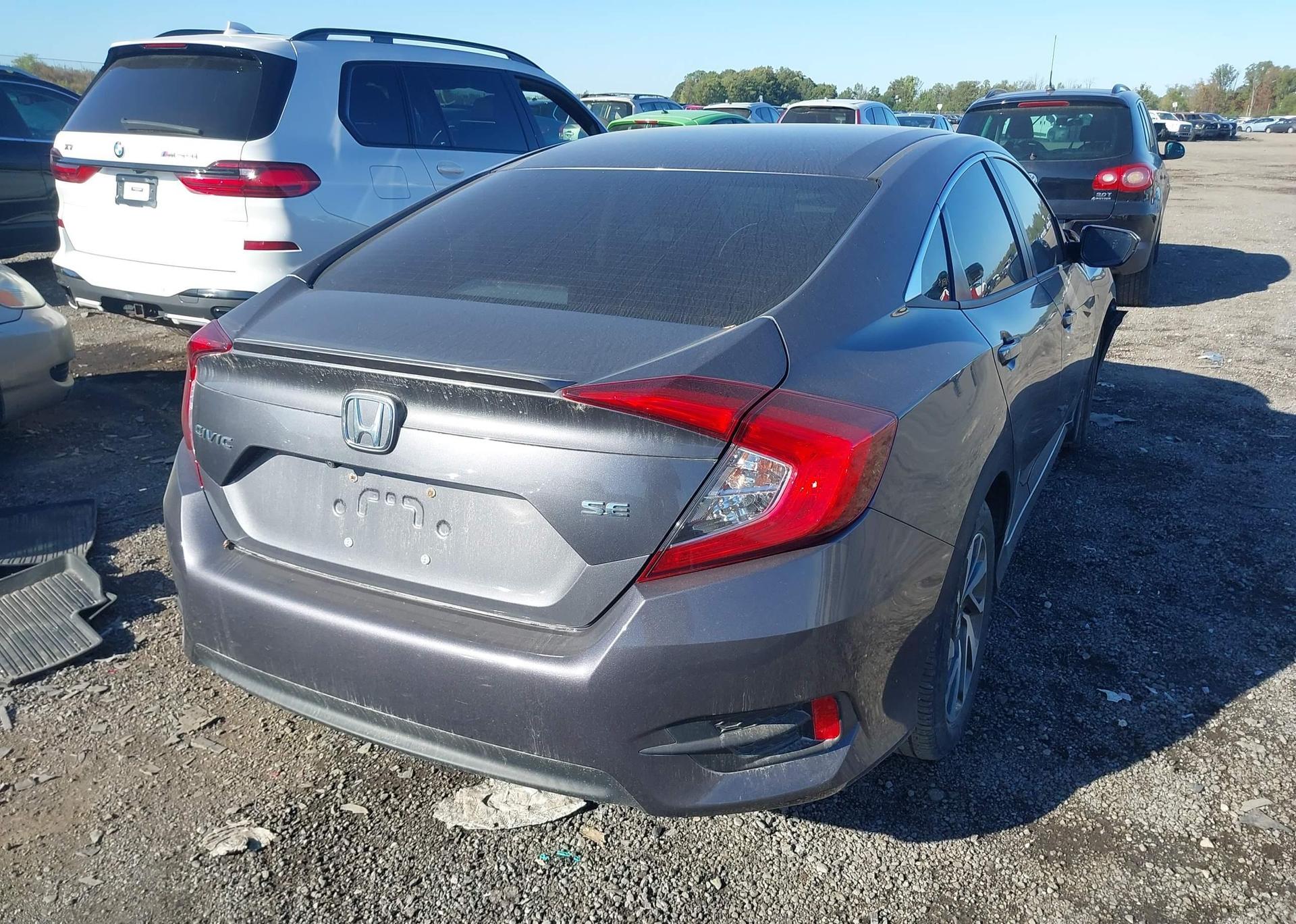 2018 HONDA CIVIC SE