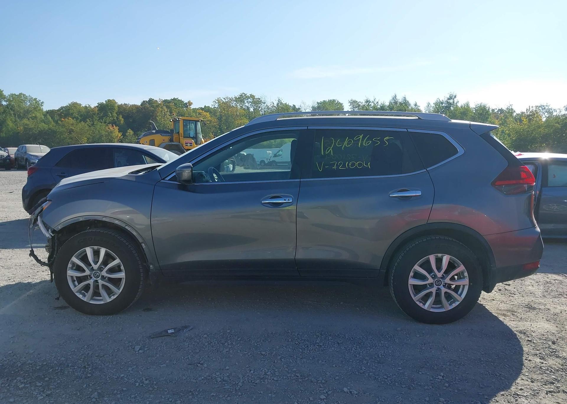 2019 NISSAN ROGUE S