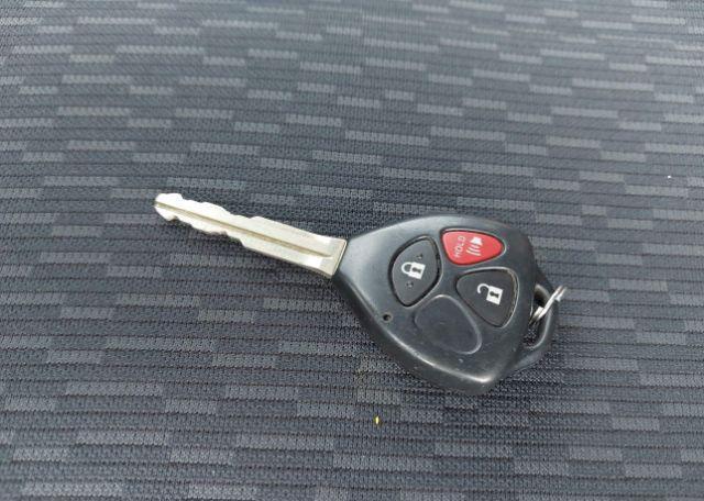 2009 TOYOTA YARIS