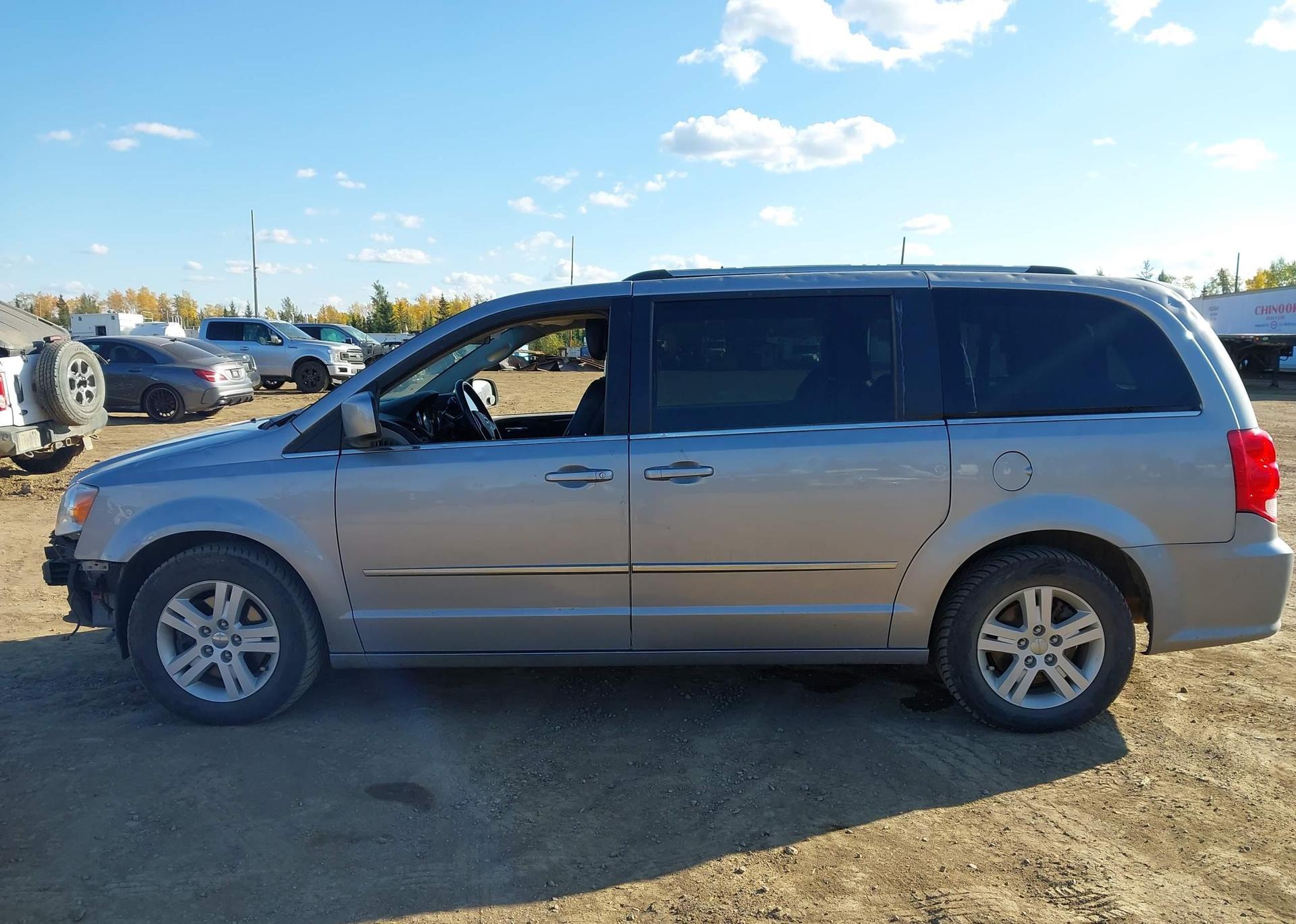 2017 DODGE GRAND CARAVAN CREW