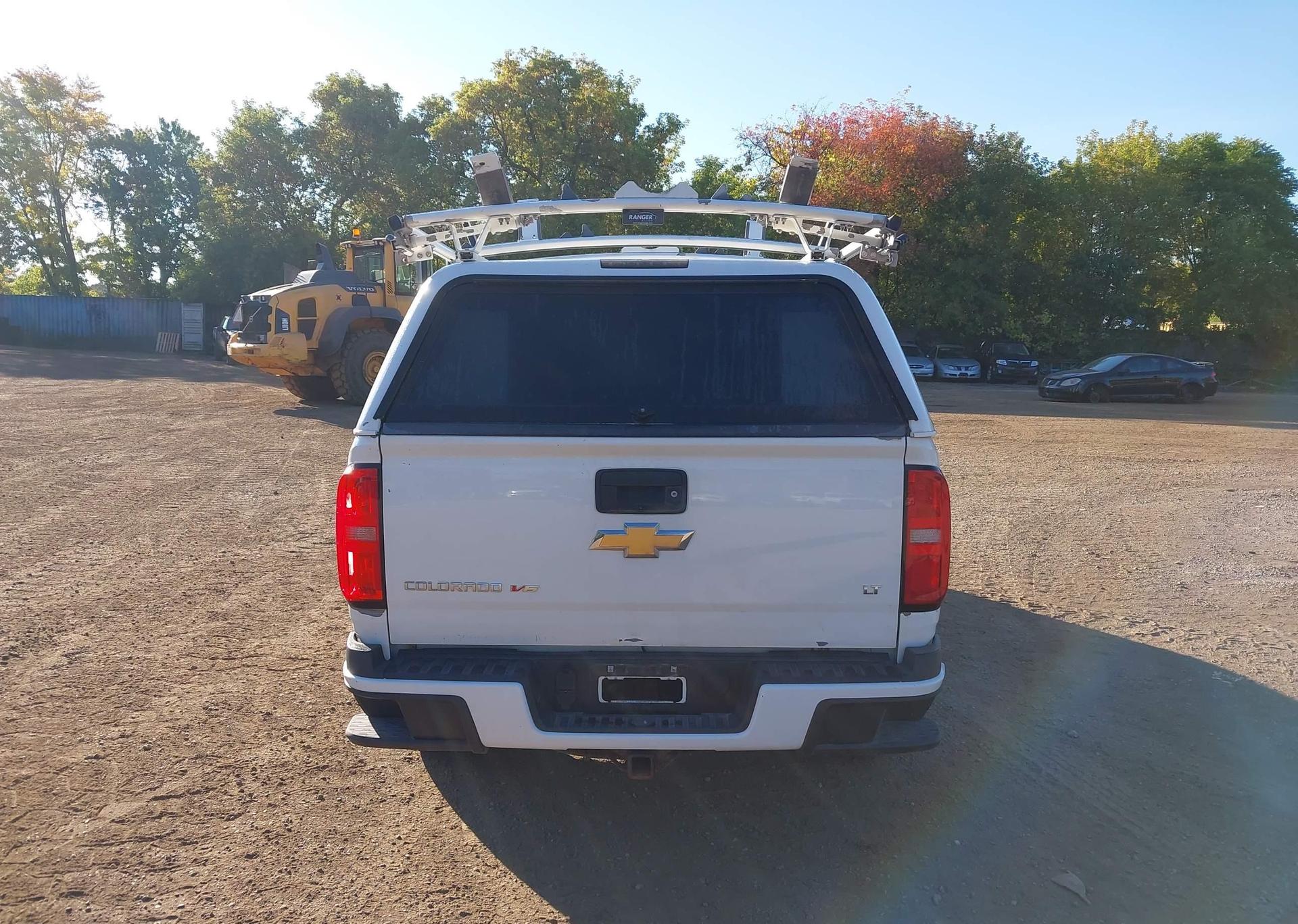 2017 CHEVROLET COLORADO LT