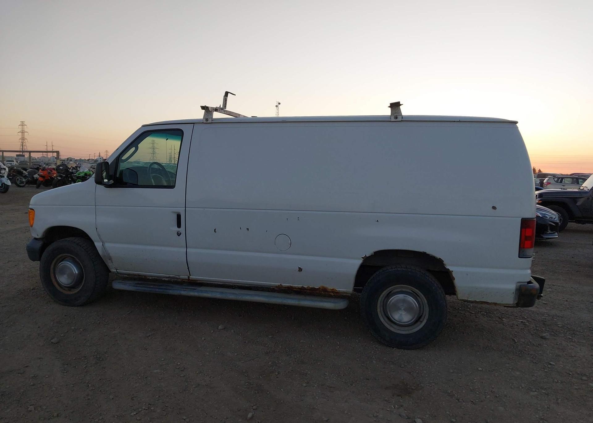 2006 FORD E-250 COMMERCIAL