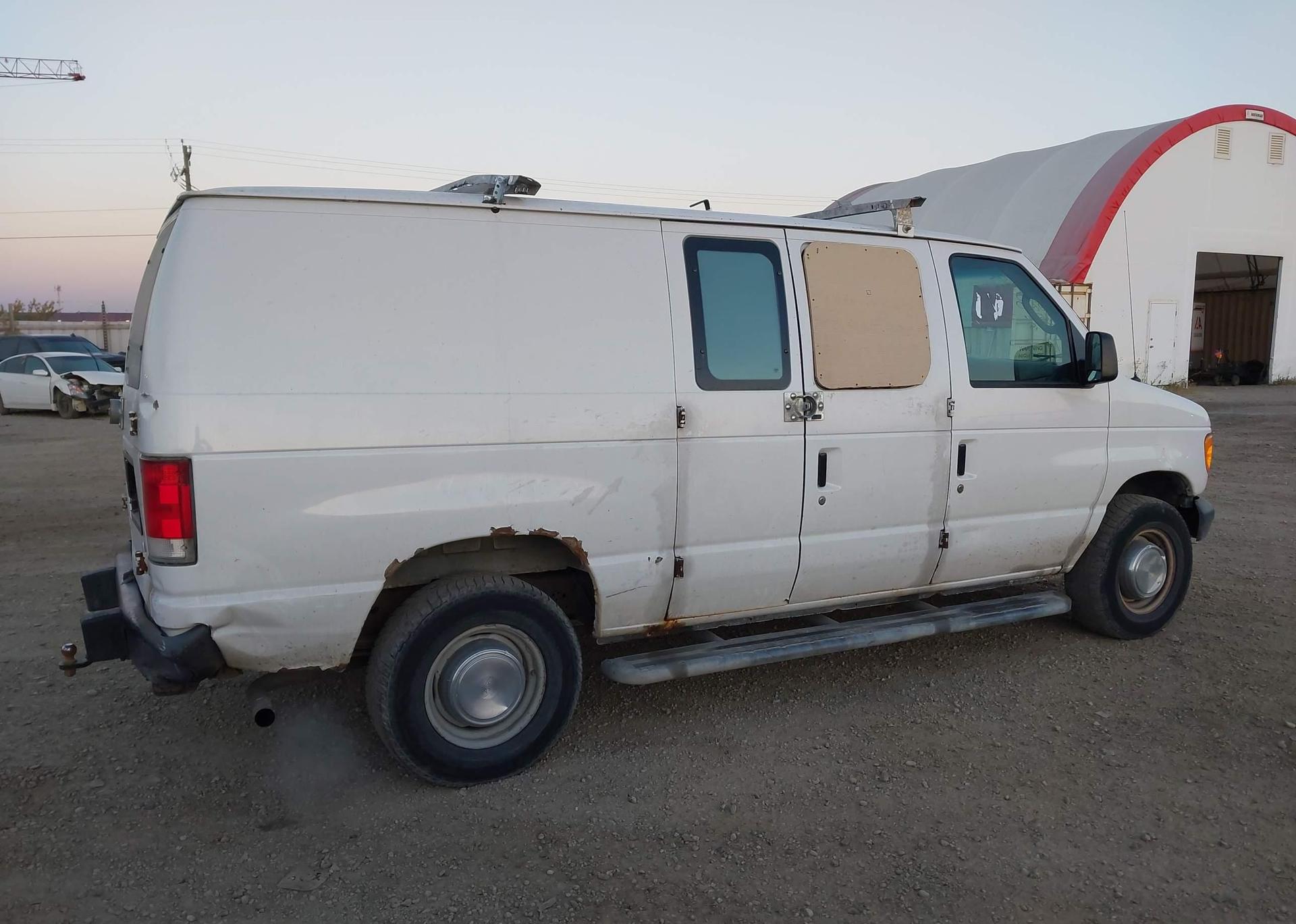 2006 FORD E-250 COMMERCIAL