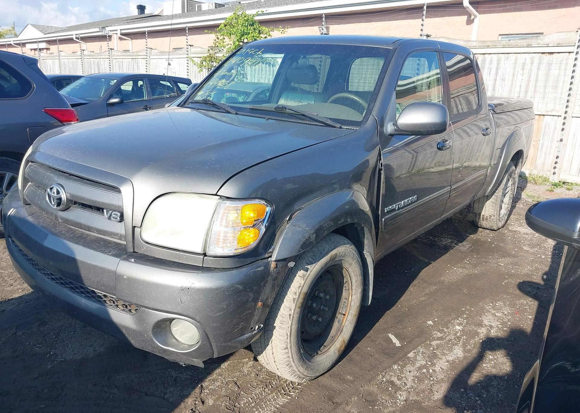 2004 TOYOTA TUNDRA