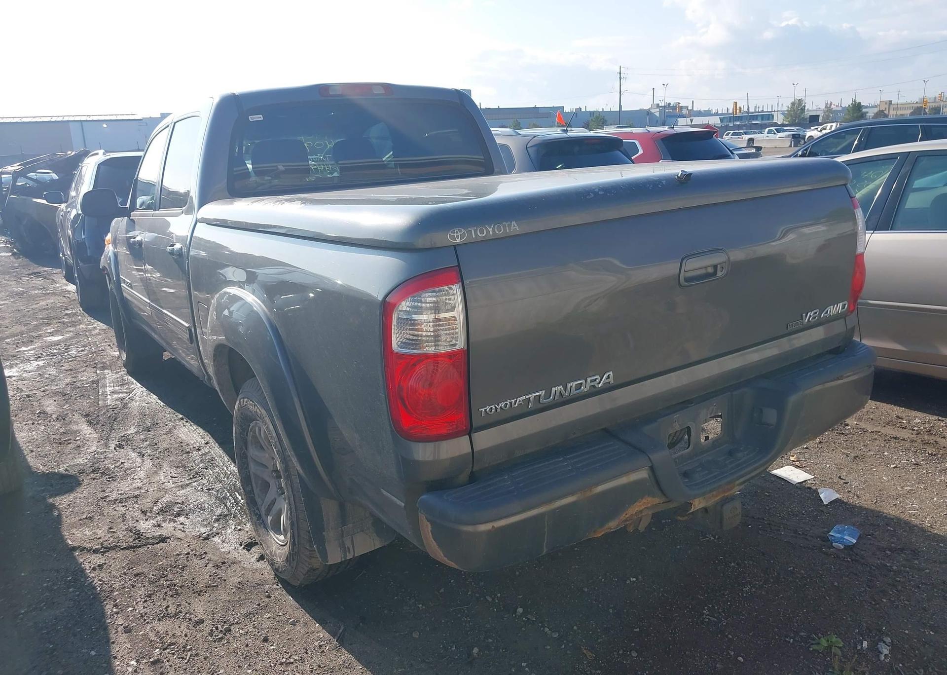 2004 TOYOTA TUNDRA