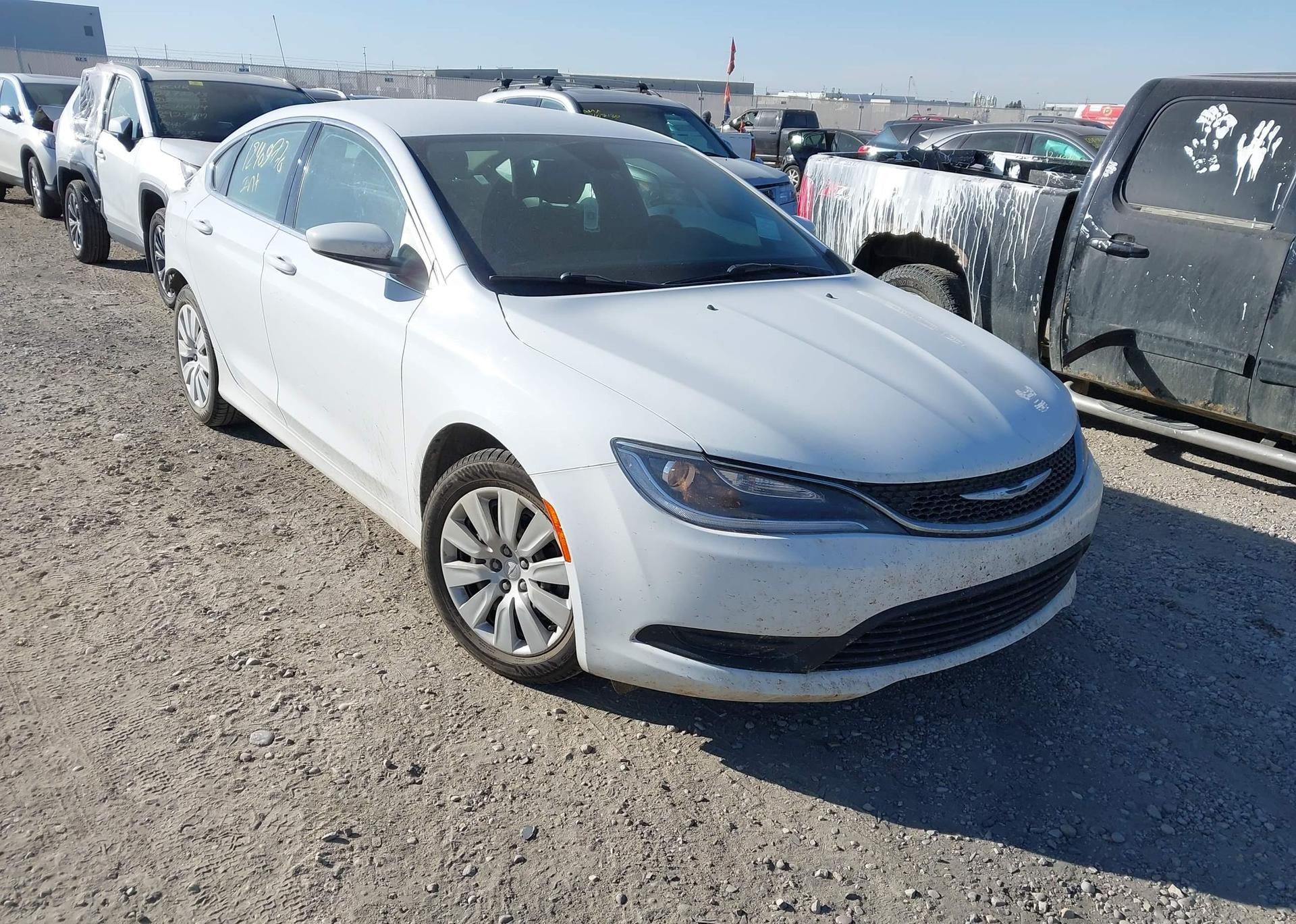 2015 CHRYSLER 200 LX