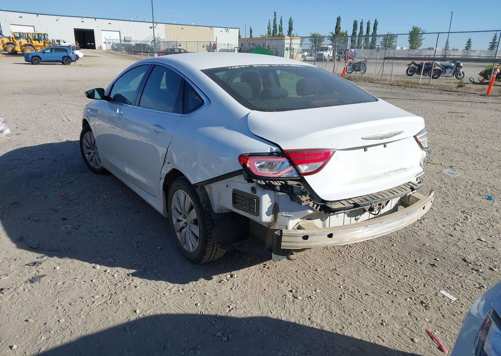 2015 CHRYSLER 200 LX