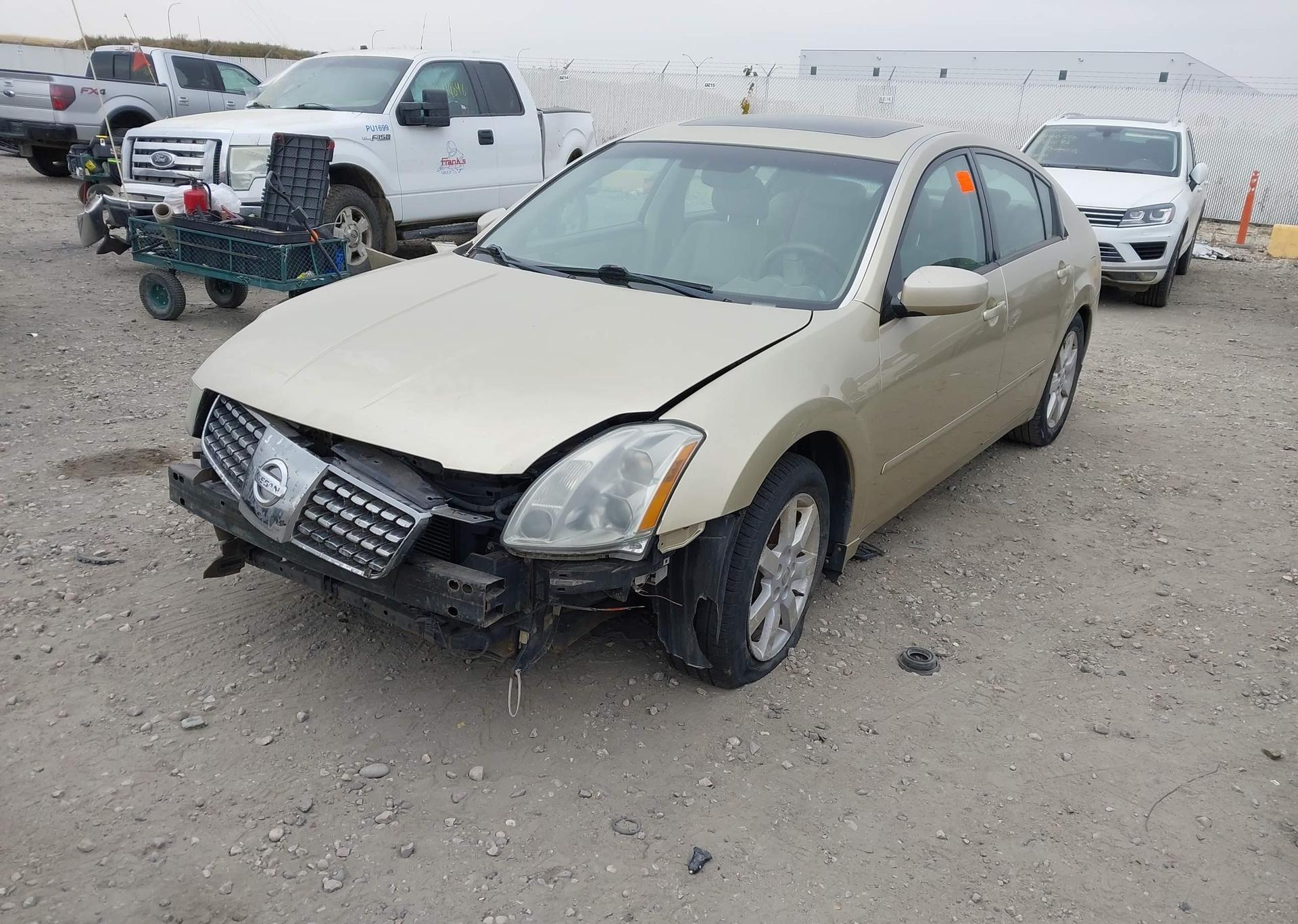 2004 NISSAN MAXIMA SE
