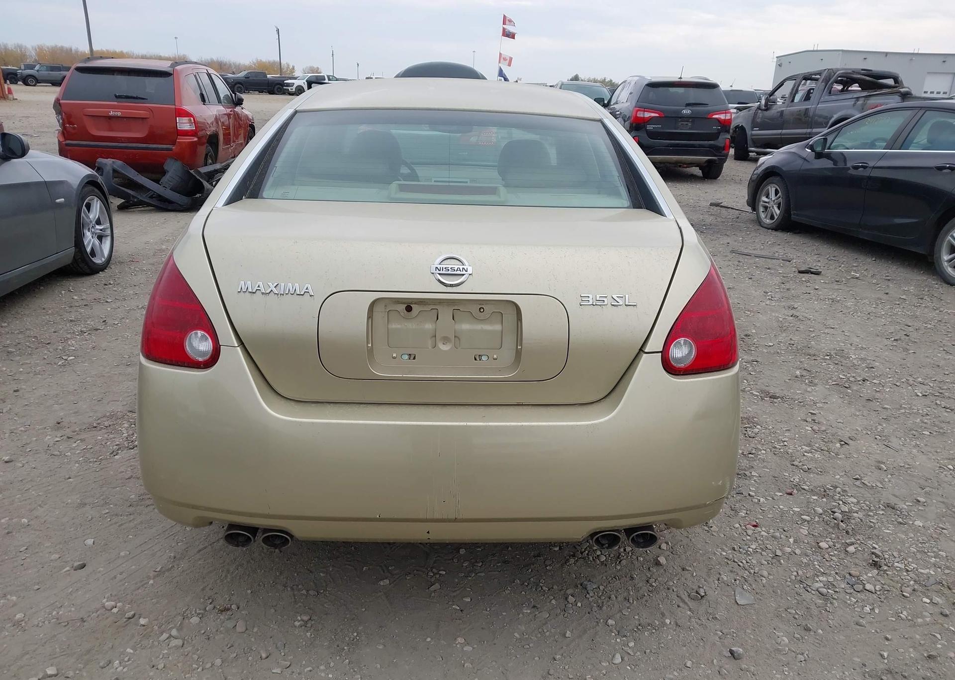 2004 NISSAN MAXIMA SE