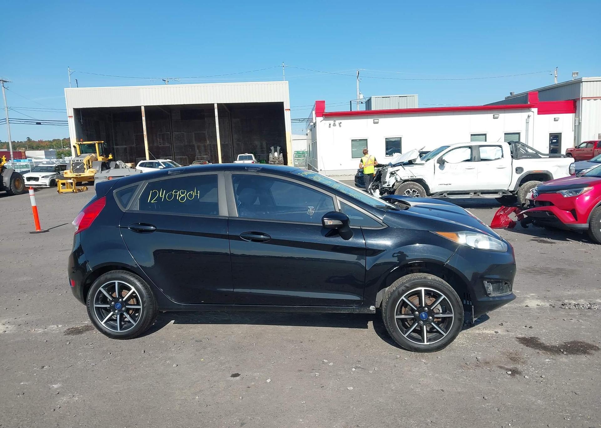2017 FORD FIESTA SE