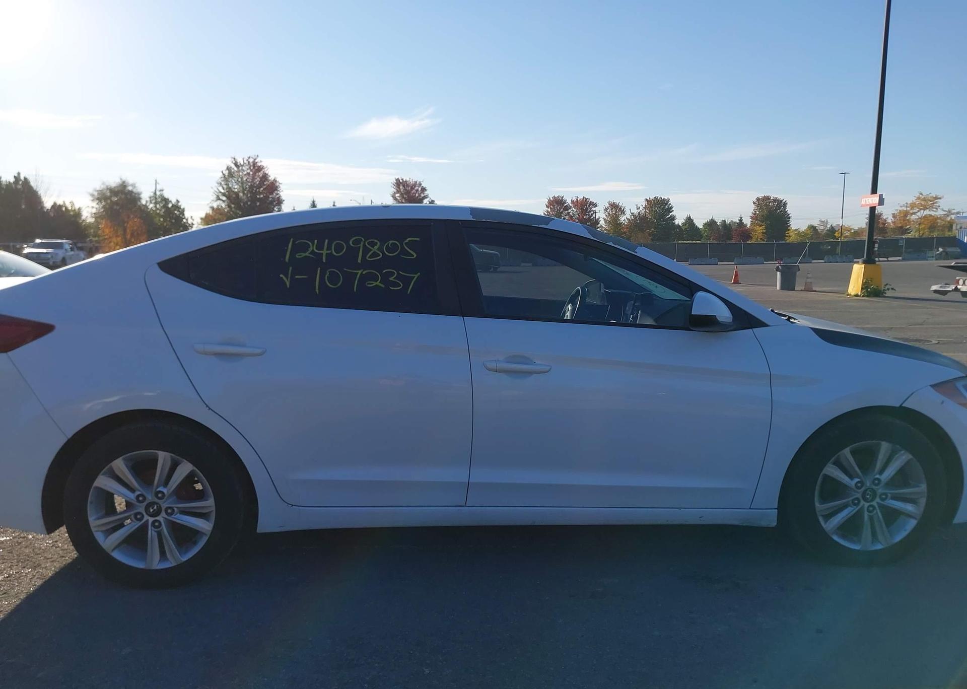2017 HYUNDAI ELANTRA