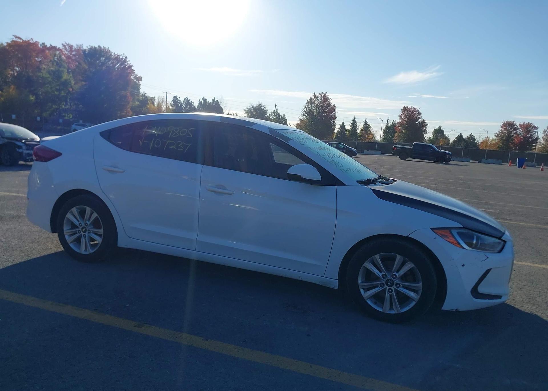 2017 HYUNDAI ELANTRA