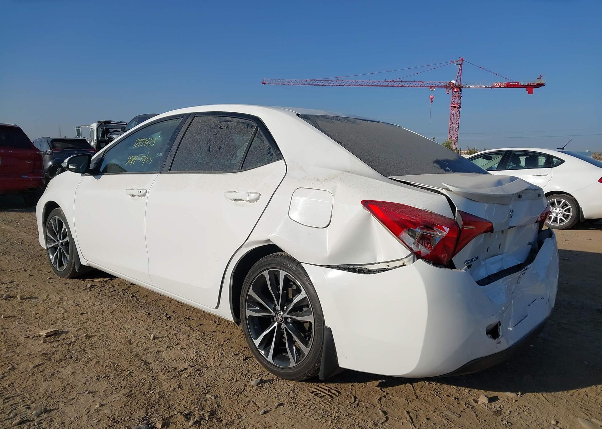 2018 TOYOTA COROLLA SE