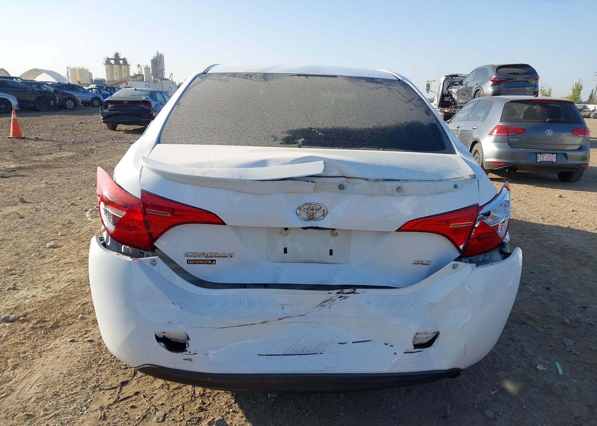 2018 TOYOTA COROLLA SE