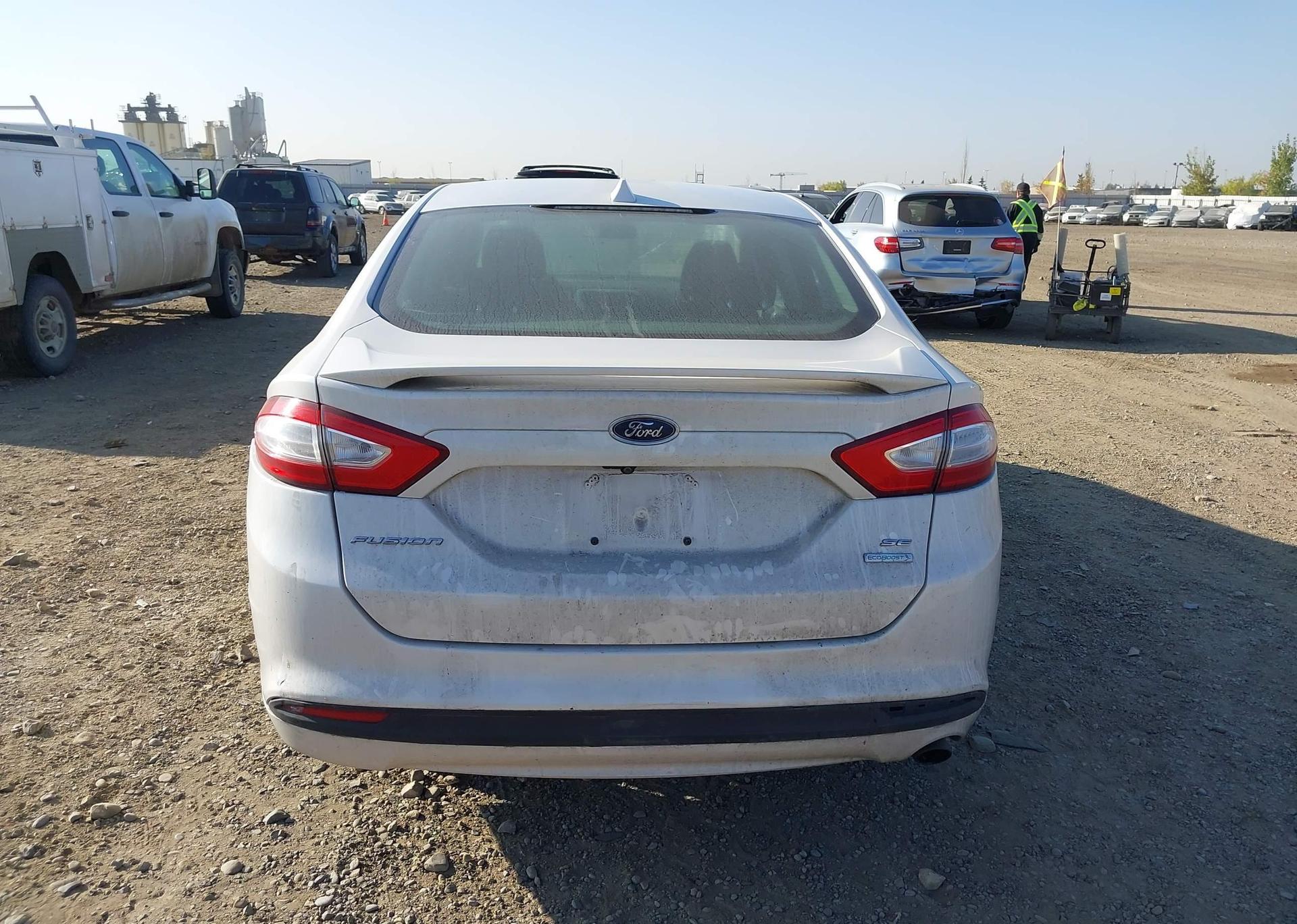 2013 FORD FUSION SE