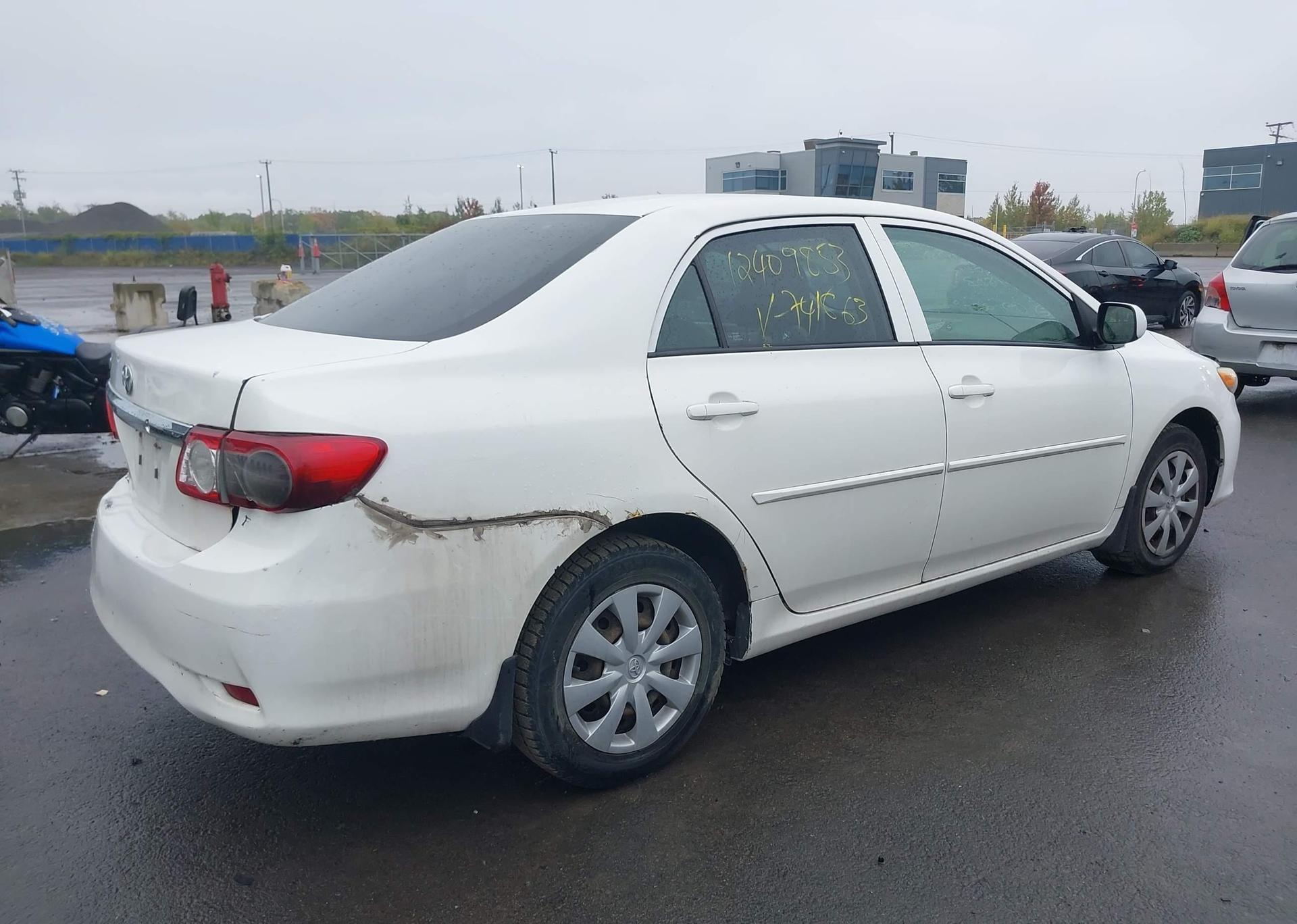 2011 TOYOTA COROLLA CE