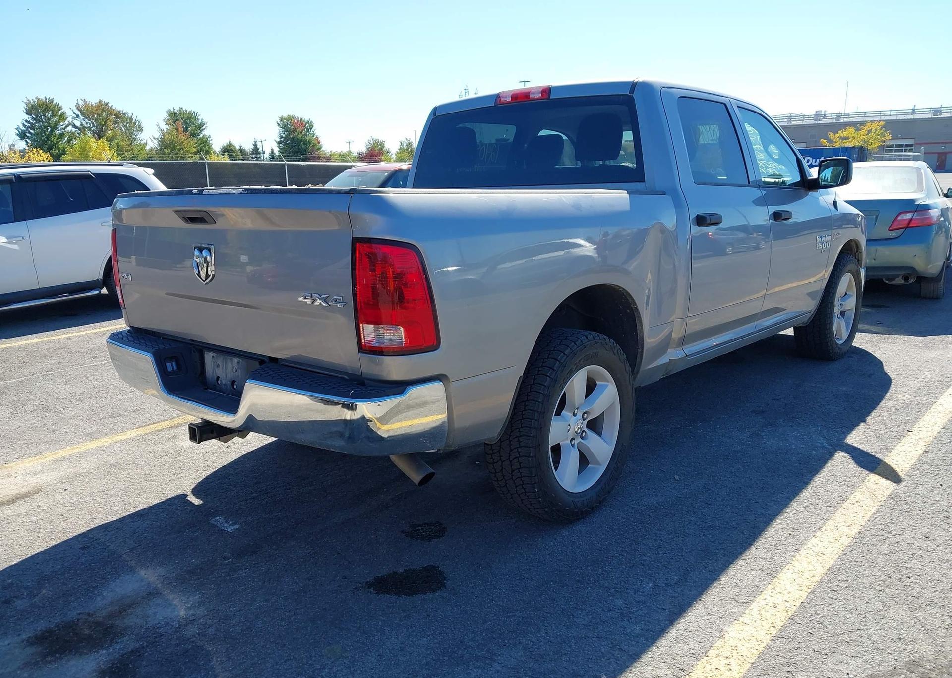 2023 RAM 1500 CLASSIC SLT