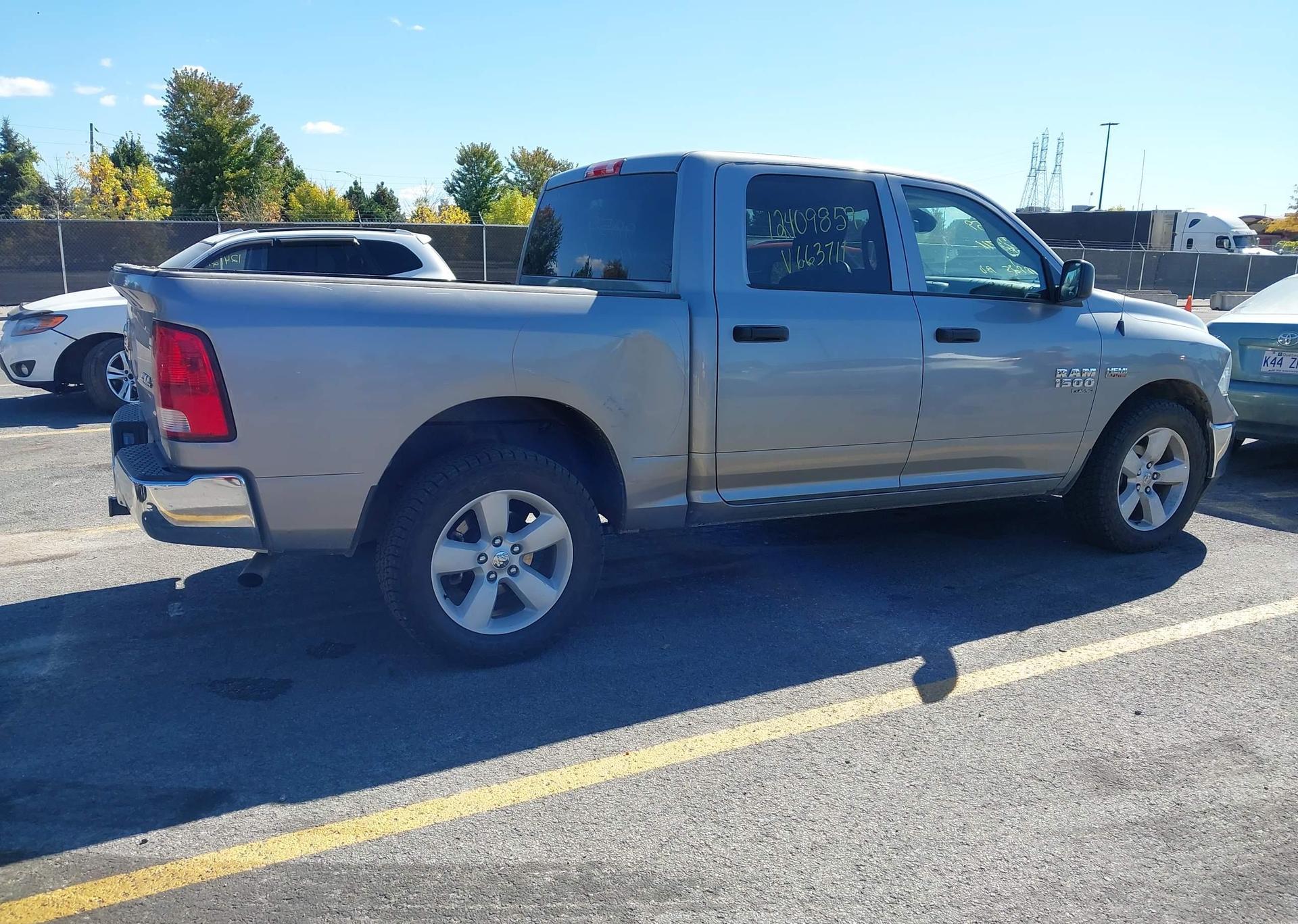 2023 RAM 1500 CLASSIC SLT