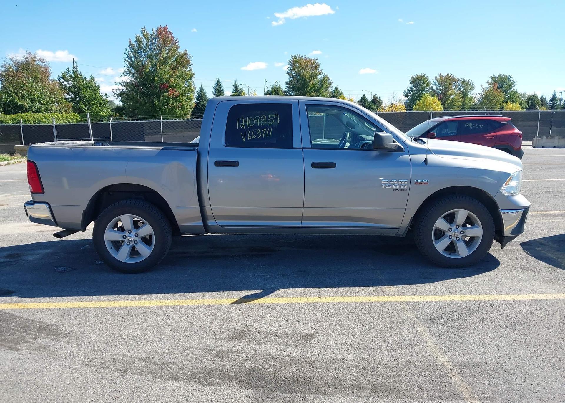 2023 RAM 1500 CLASSIC SLT