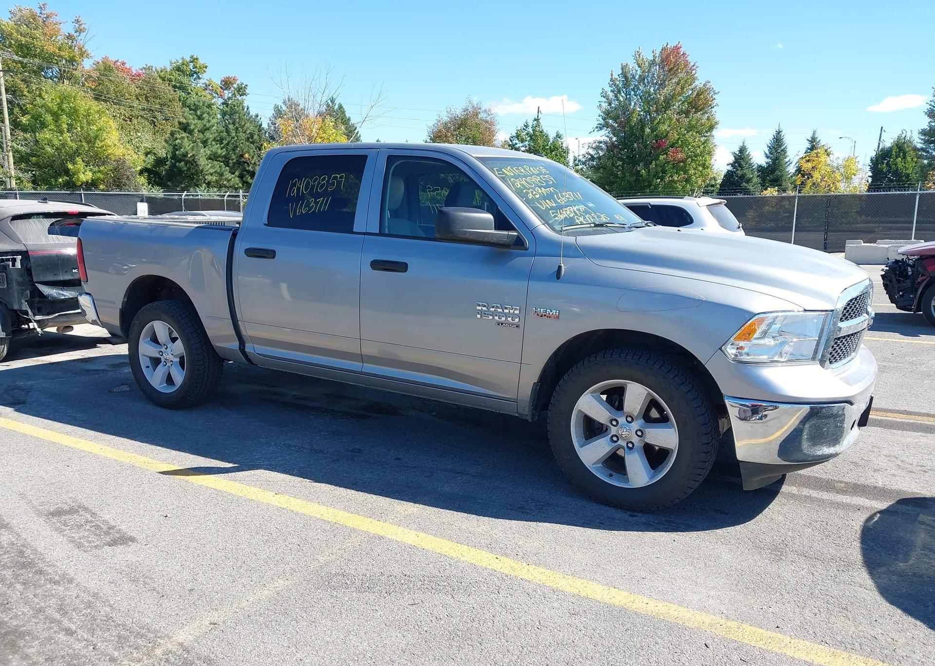2023 RAM 1500 CLASSIC SLT