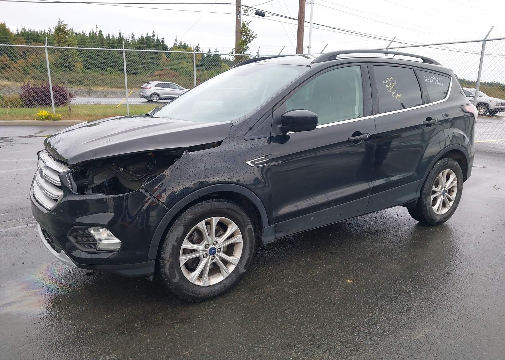 2018 FORD ESCAPE SE