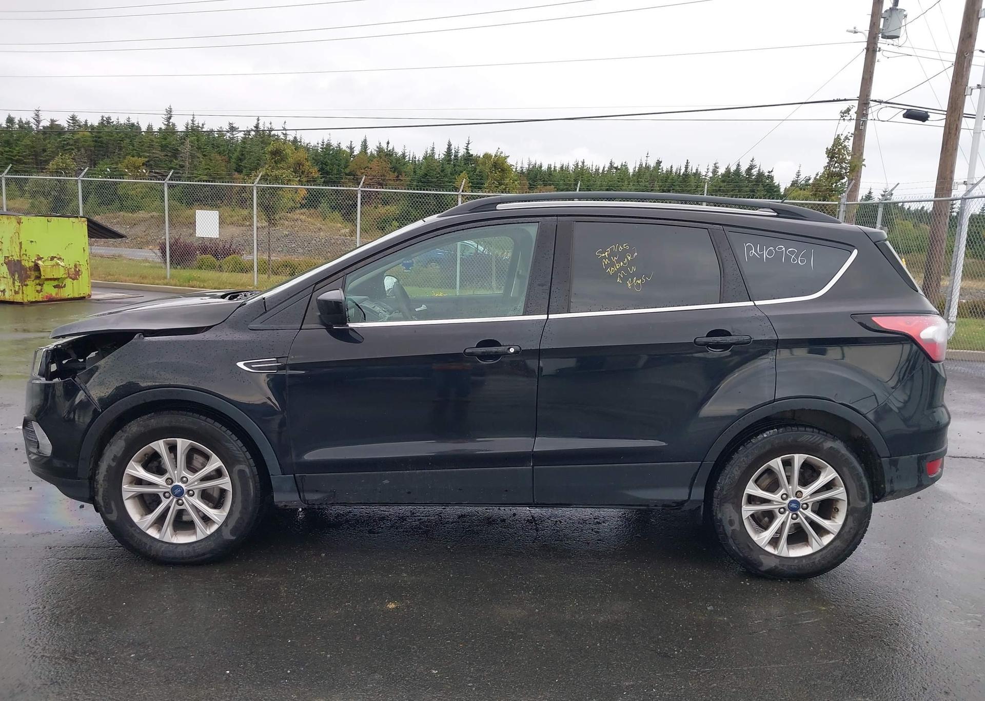 2018 FORD ESCAPE SE