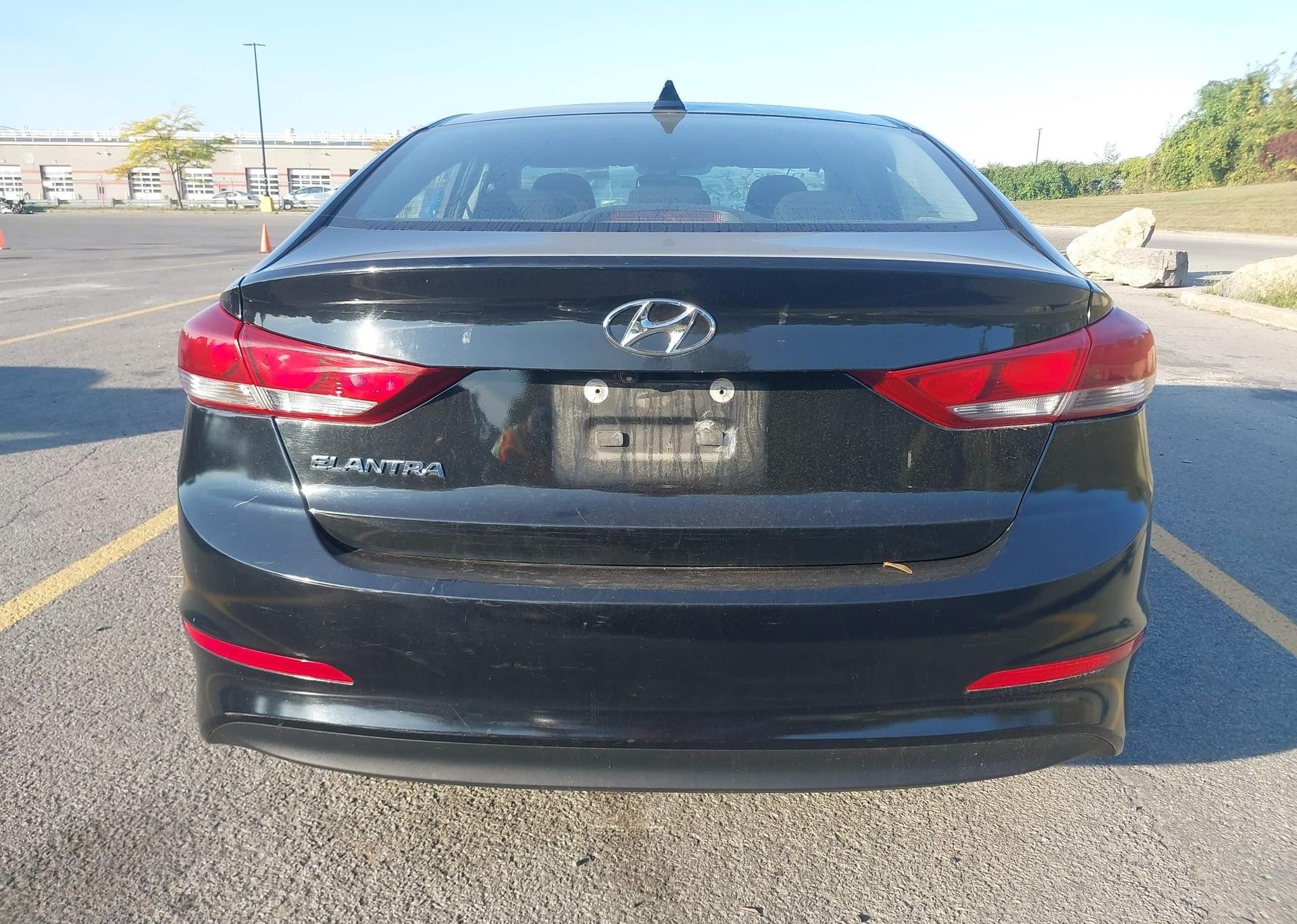 2018 HYUNDAI ELANTRA