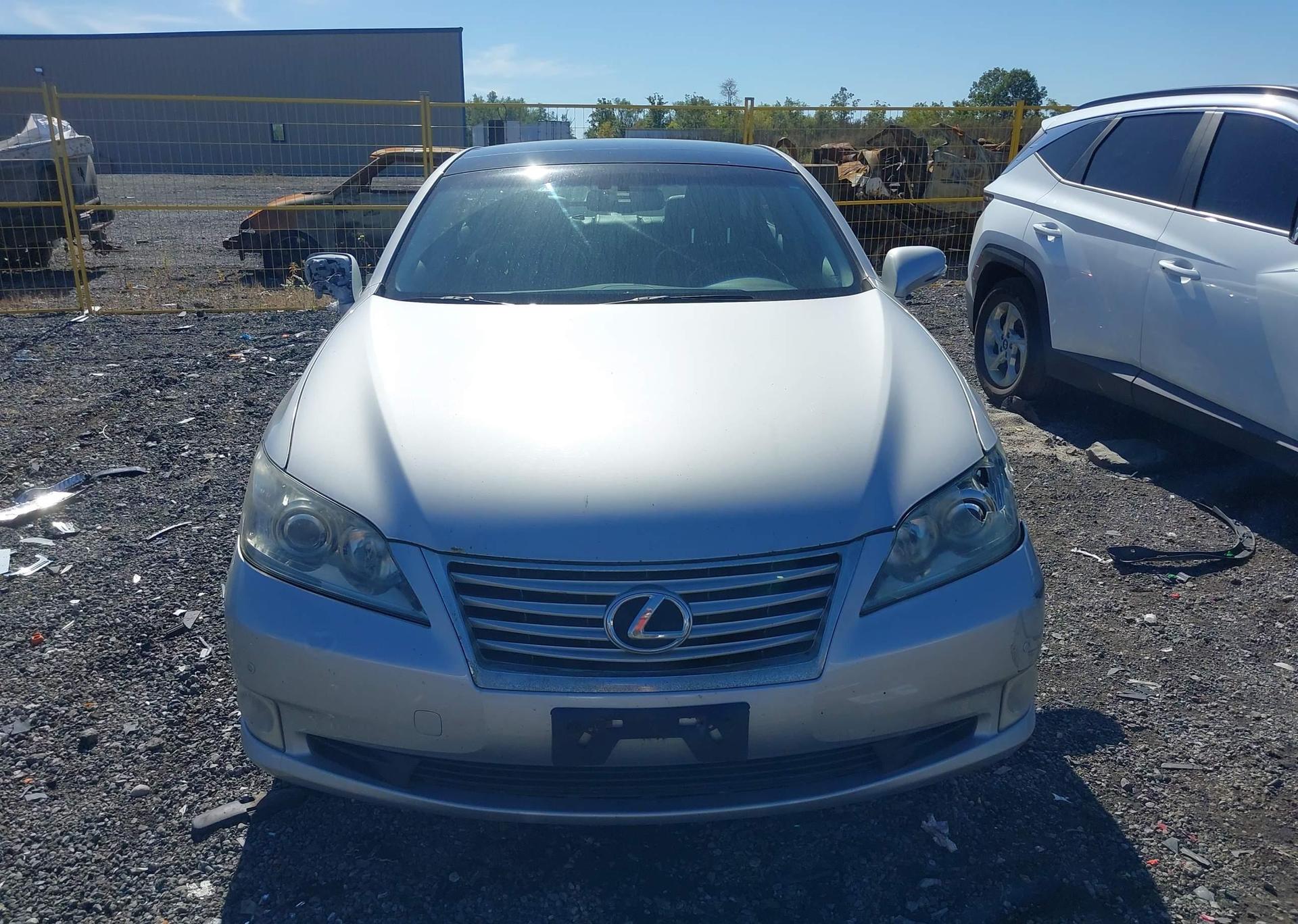 2011 LEXUS ES 350