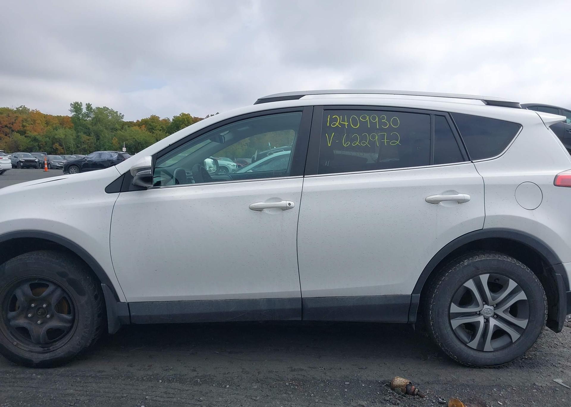 2017 TOYOTA RAV4