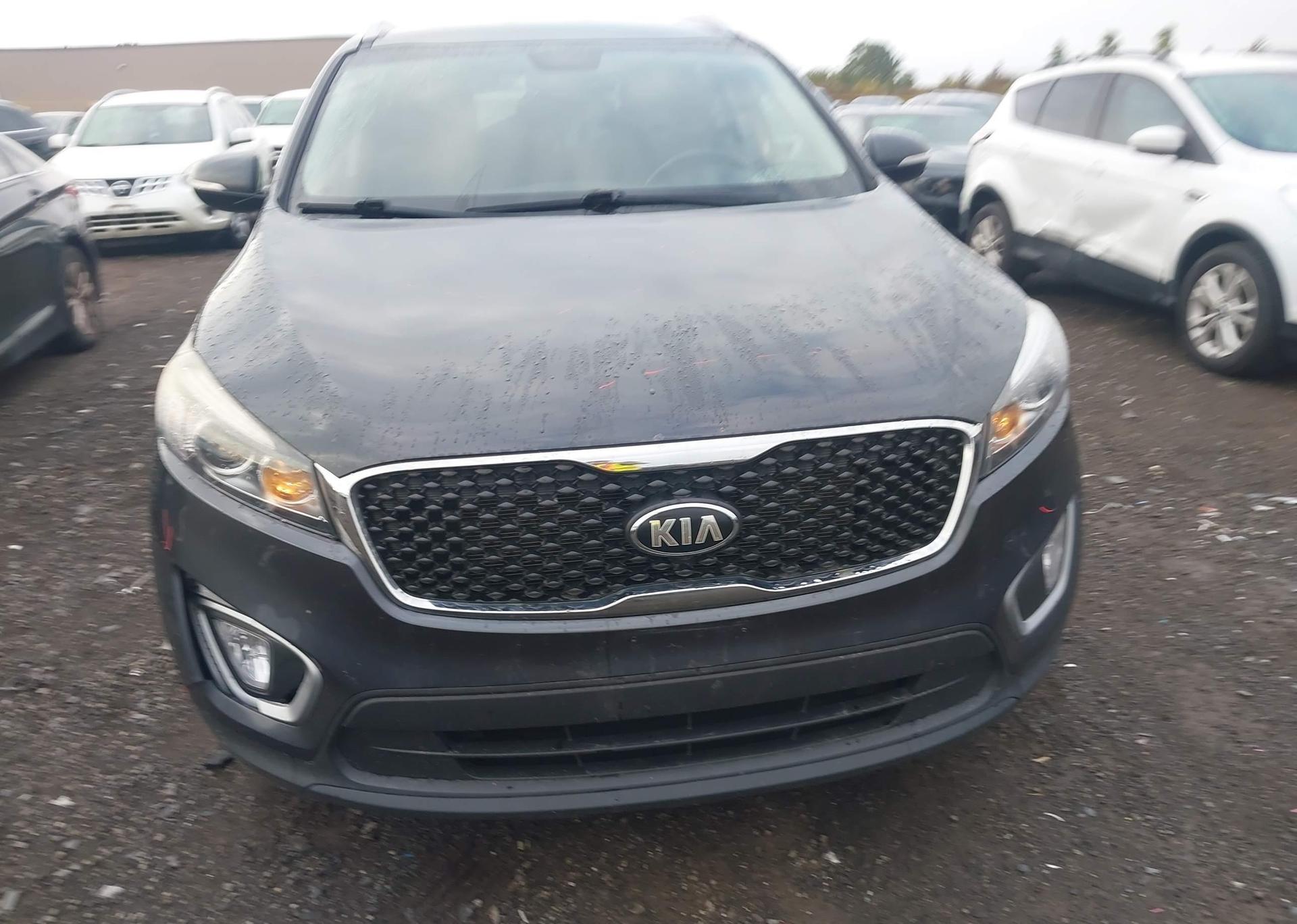 2017 KIA SORENTO 3.3L LX V6 7-SEATER